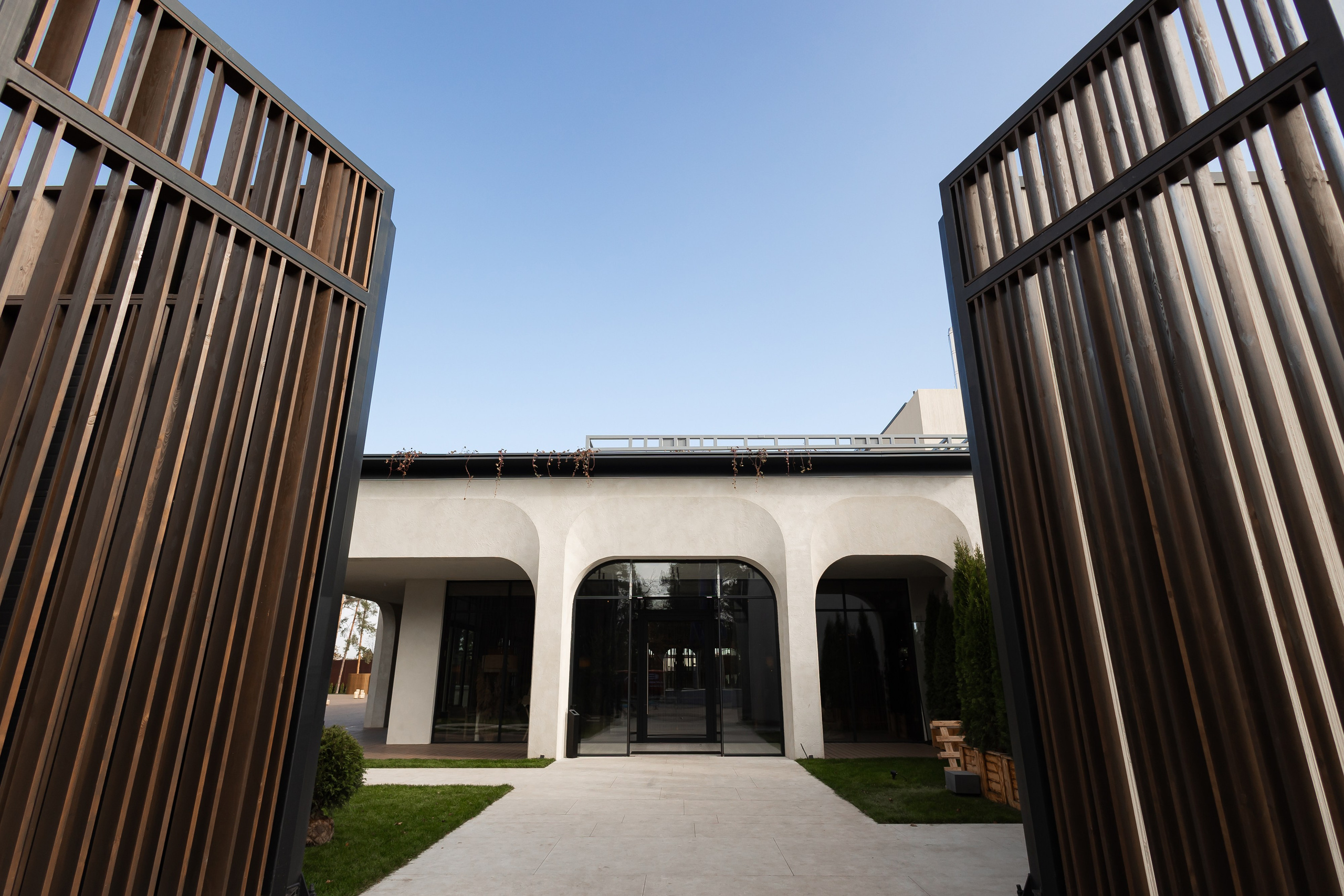 PRESENTATION OF QUEEN COUNTRY CLUB RESTAURANT. PODDUBNYAK ANDREY PHOTOGRAPHER