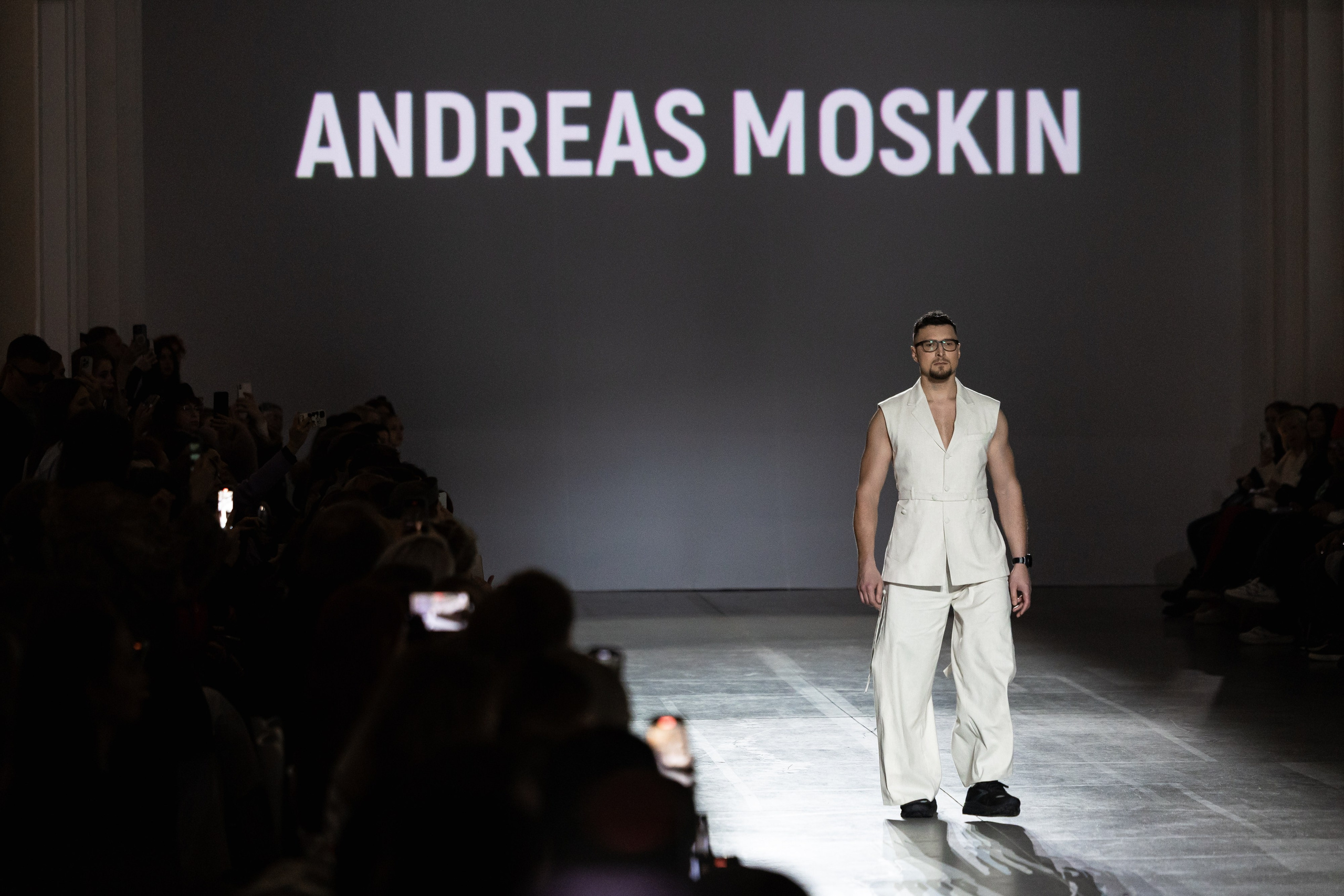 UKRAINIAN FASHION WEEK. PODDUBNYAK ANDREY PHOTOGRAPHER