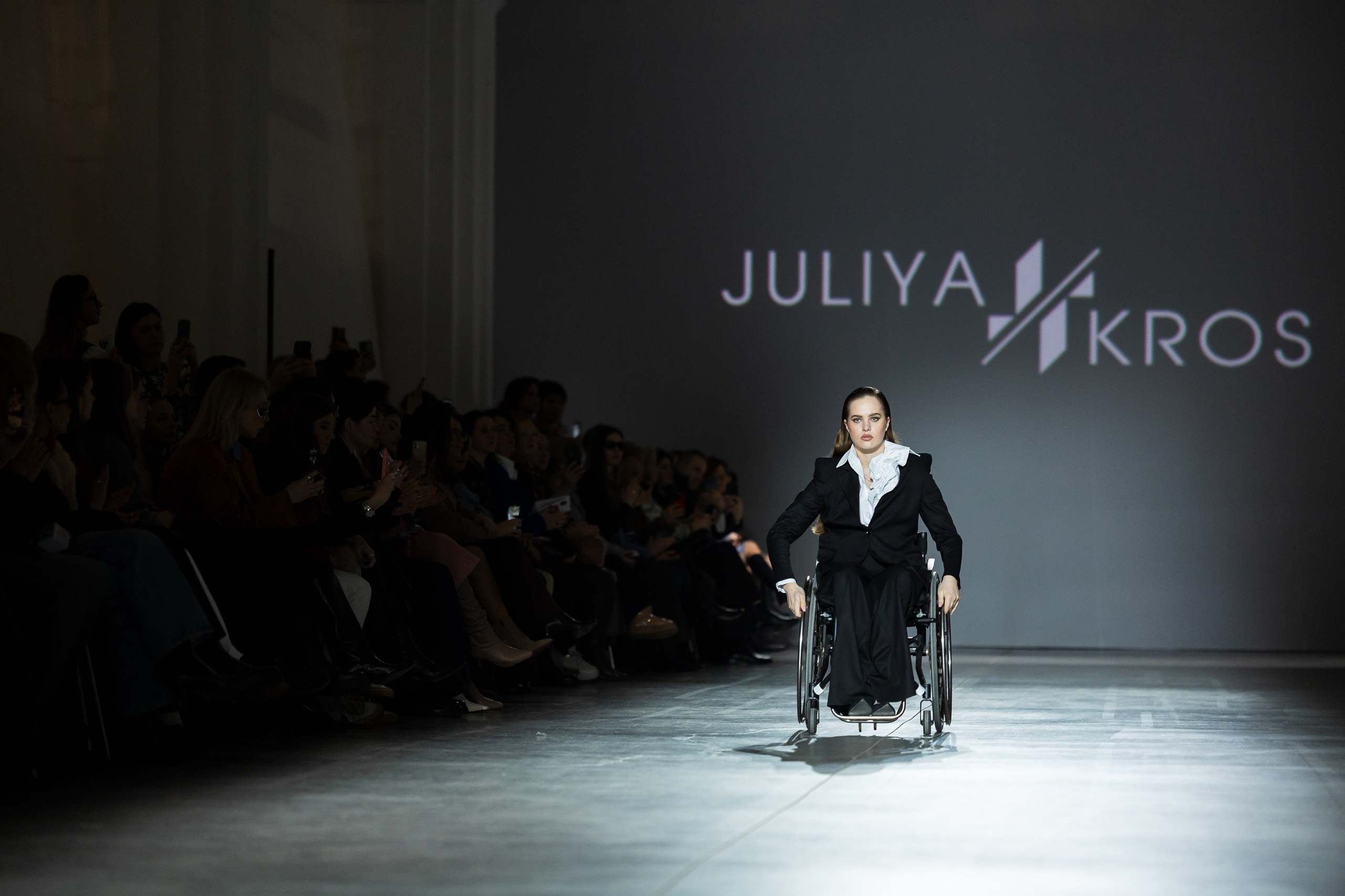 UKRAINIAN FASHION WEEK. PODDUBNYAK ANDREY PHOTOGRAPHER