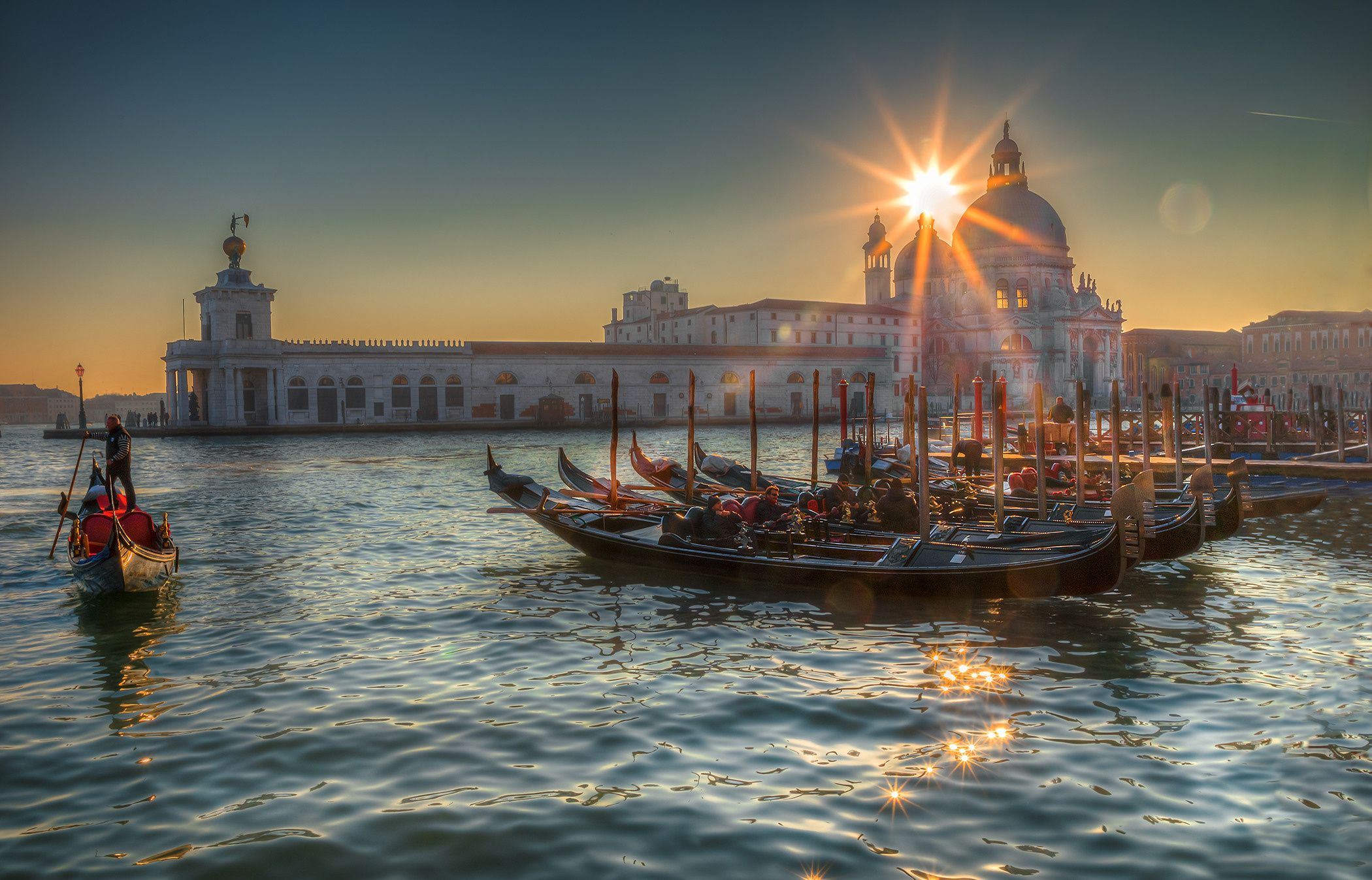 Venice, the end of the working time of the gondoliers. Garden and interior photographer Elena Shavlovska, Netherlands