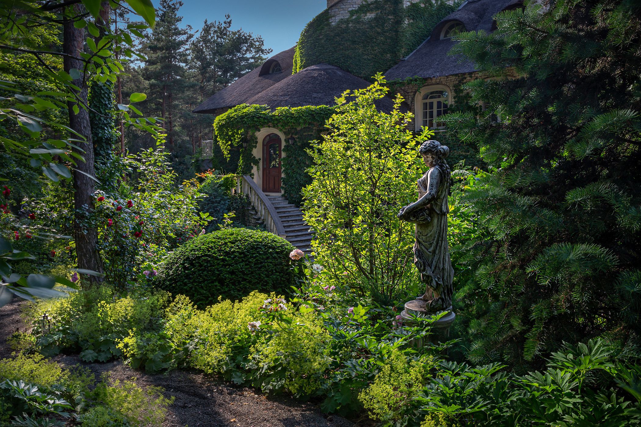 Фотосессия частного сада в французском стиле под Киевом. Фотограф ландшафтных садов и интерьеров Елена Шавловская, Нидерланды