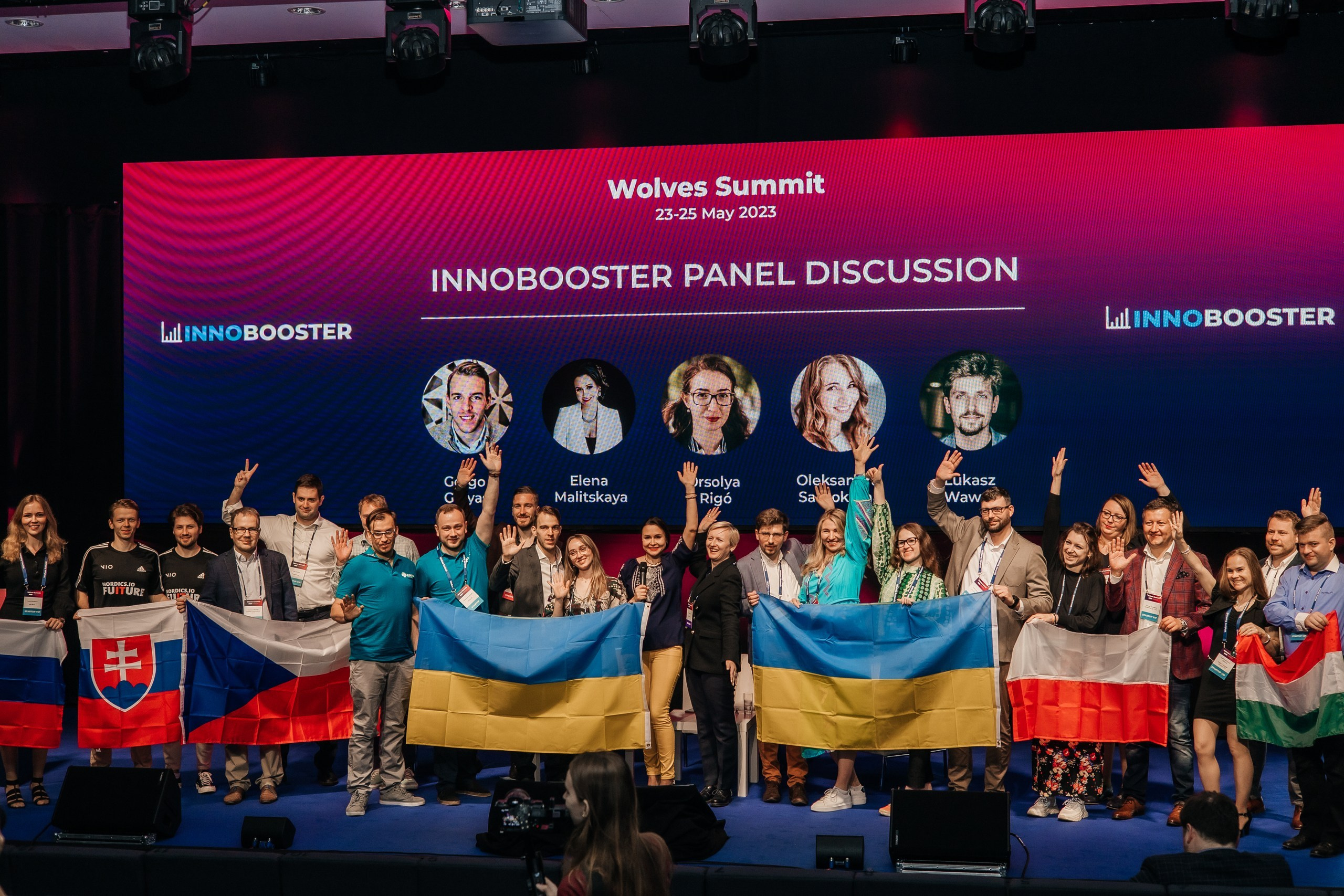 Wolves Summit. Fotograf Vika Saroka