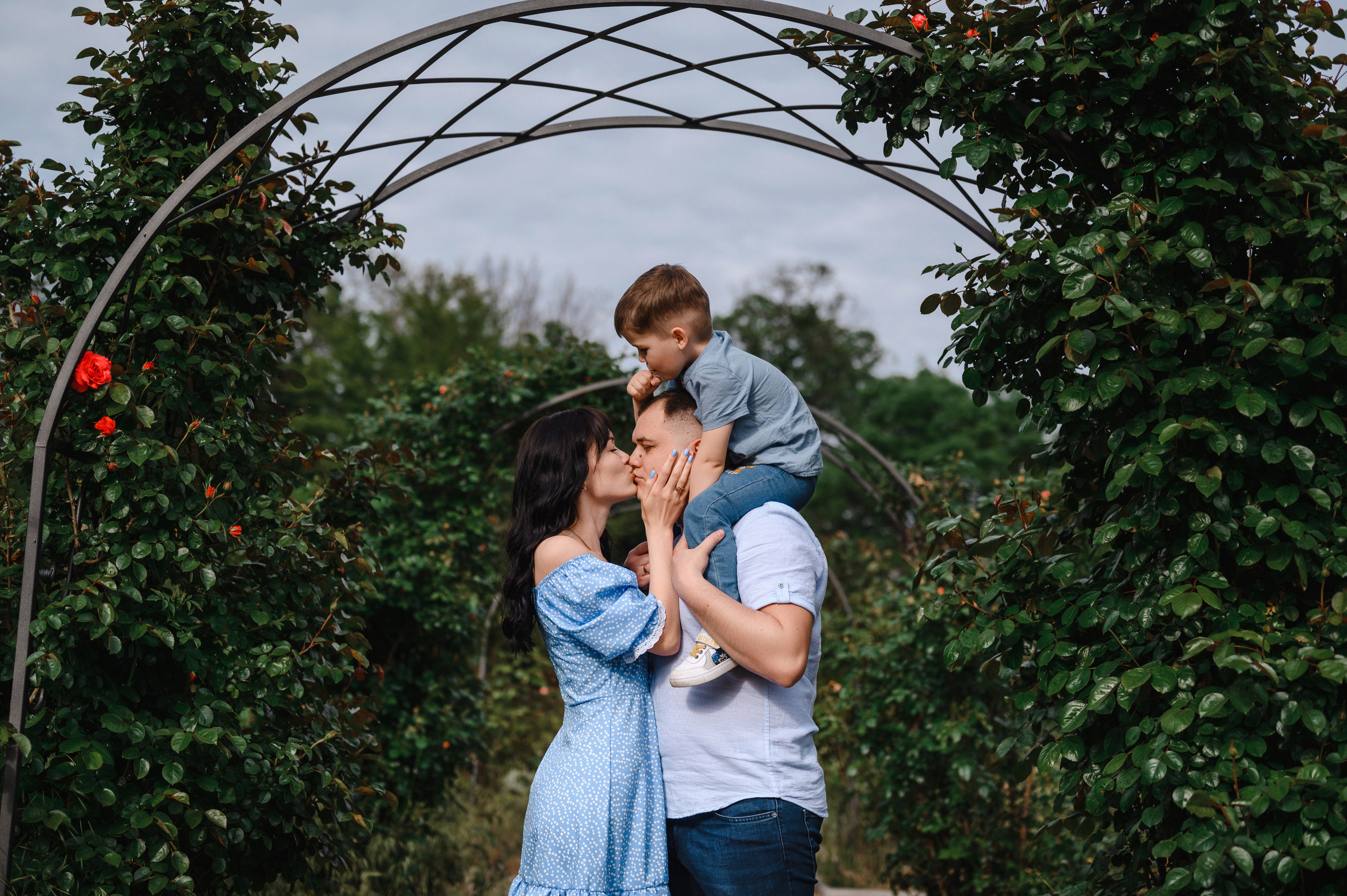 Оля, Макс и Тимоша в Ботаническом саду