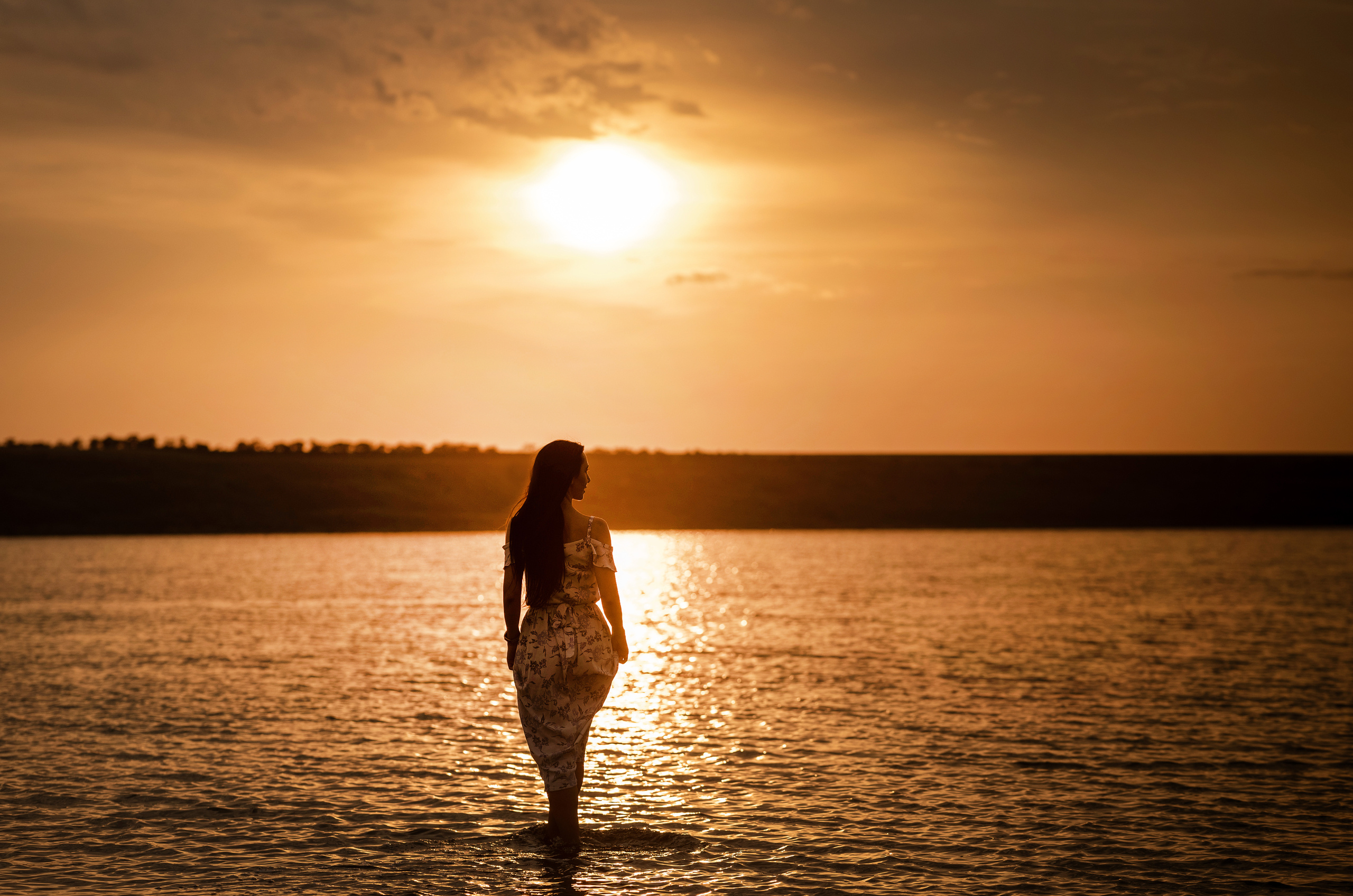 Малышка Аля и 2 болонки