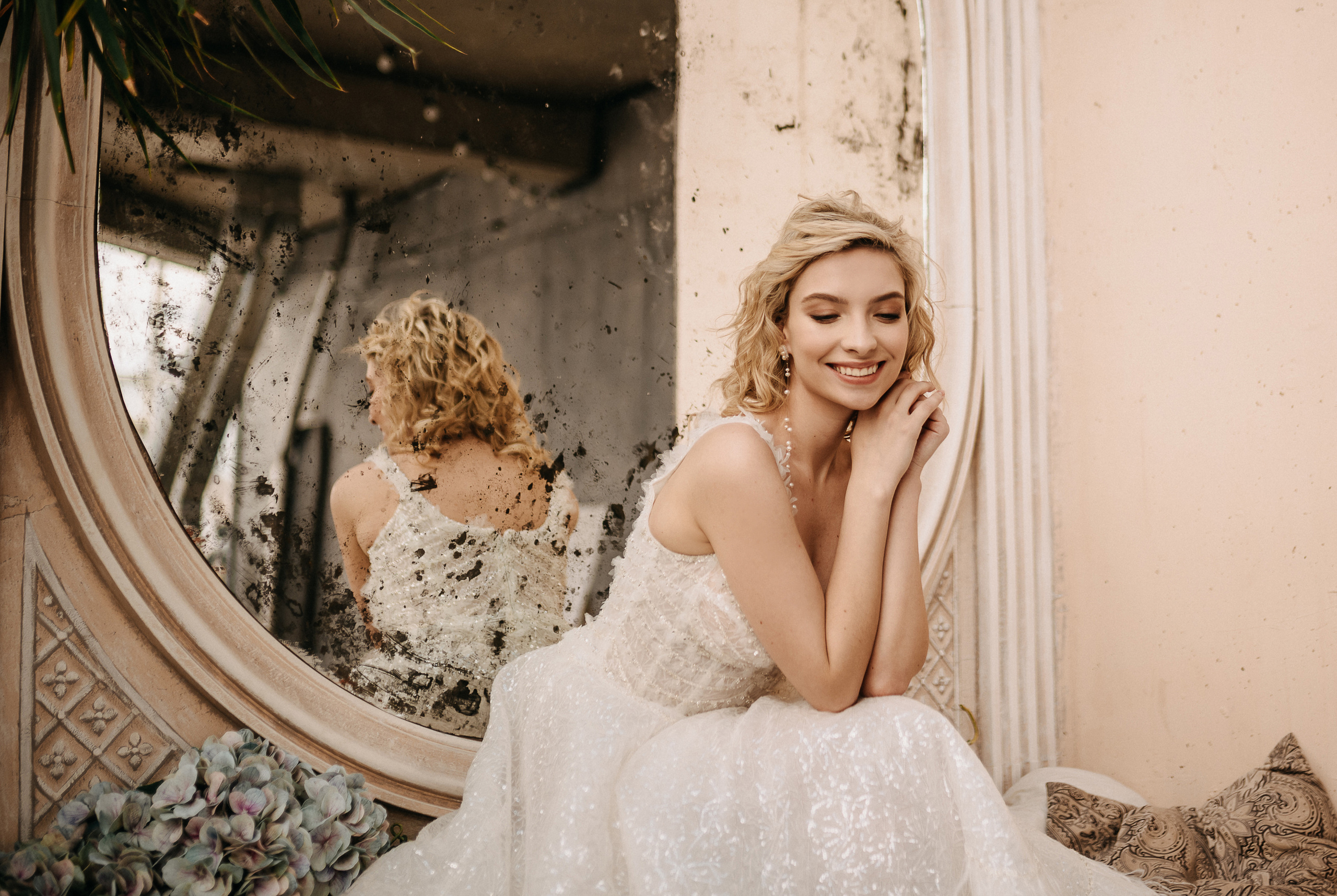 Под куполом