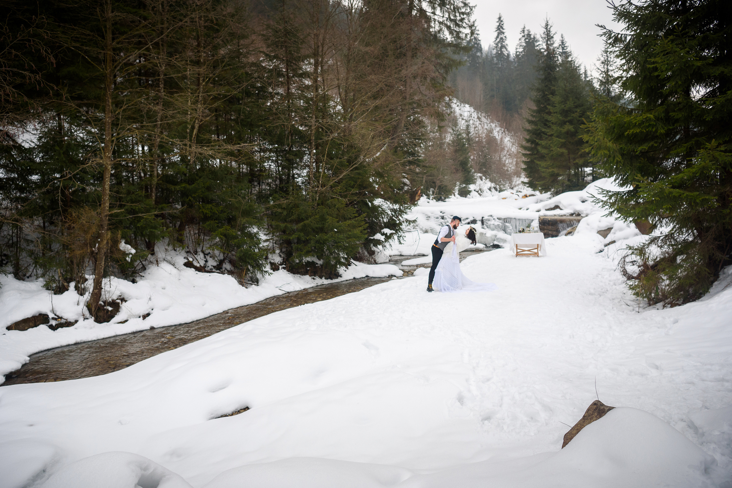 Зимняя свадьба в Карпатах