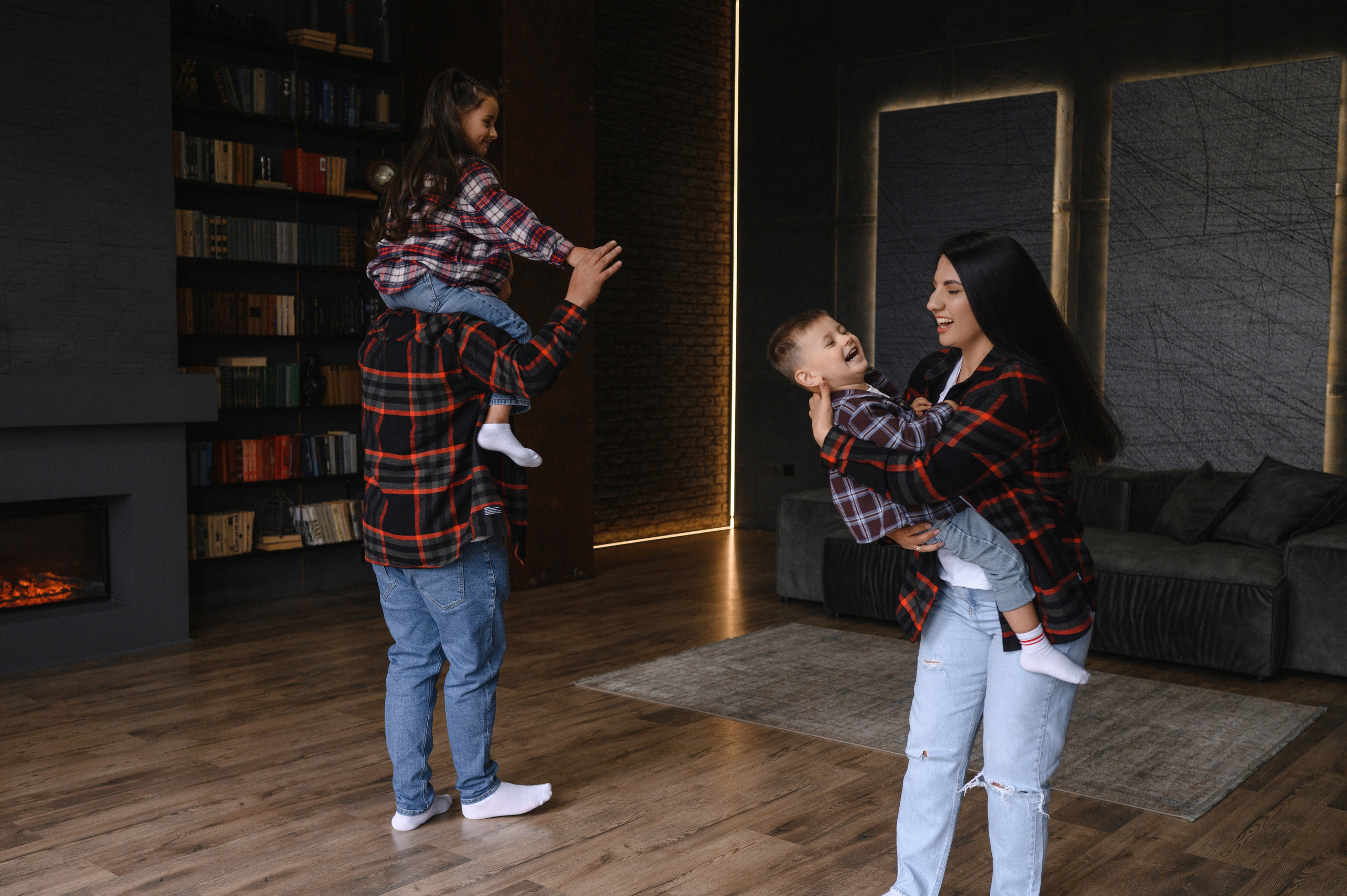 Валик, Валя, Даша и Даня. Кишинев