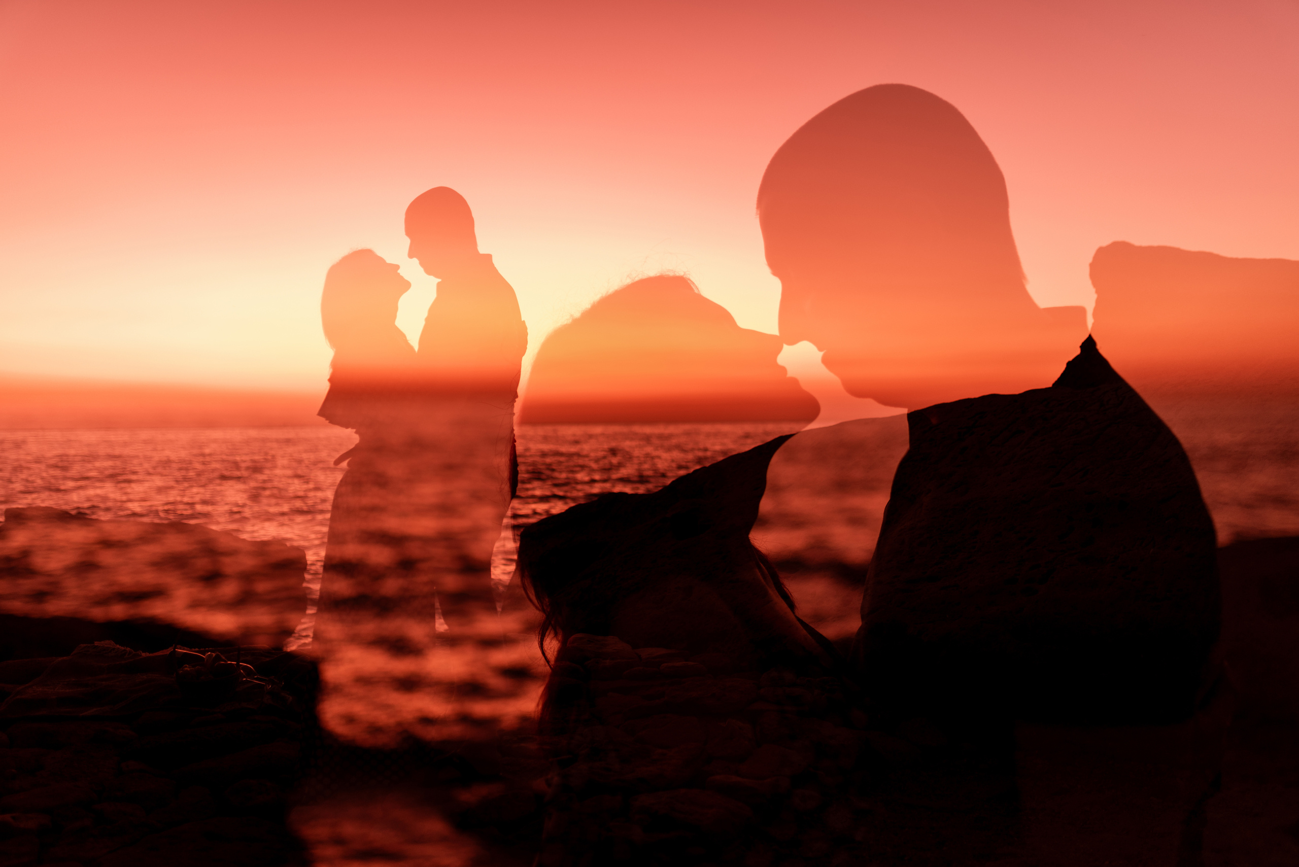 Морской рассвет. Паша и Наташа