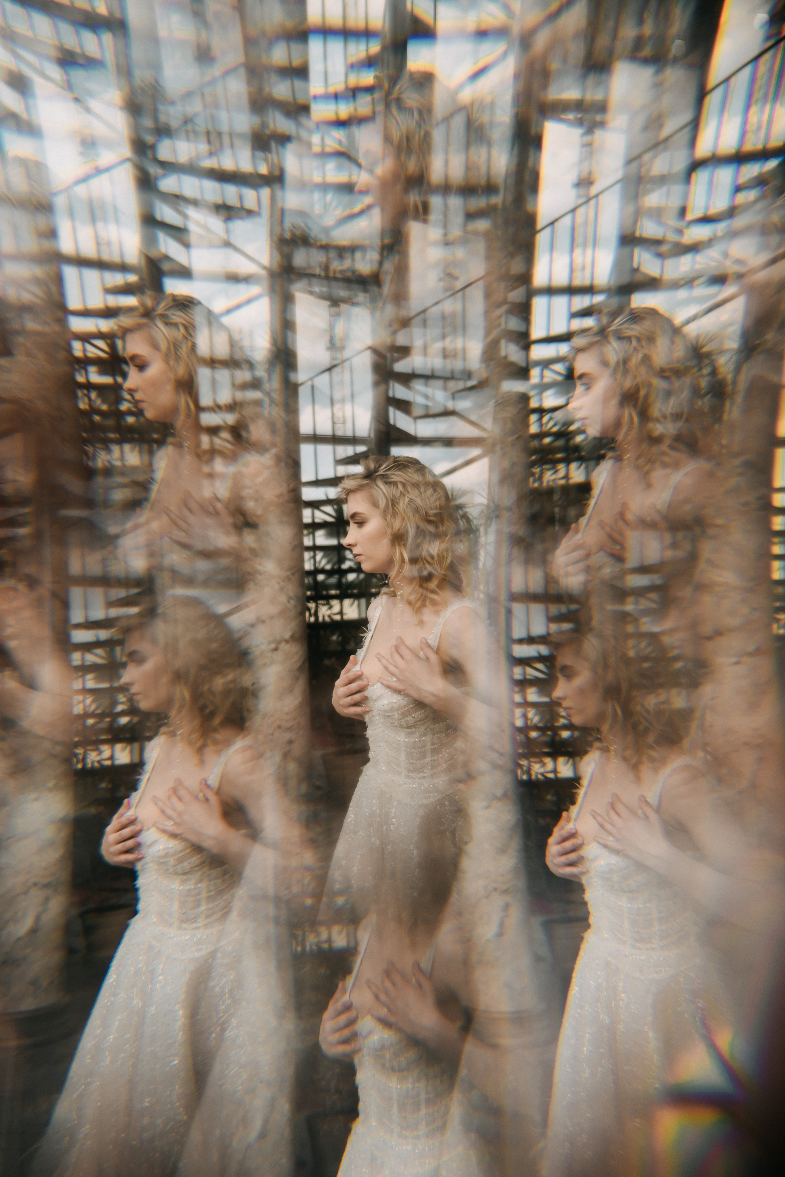 Под куполом