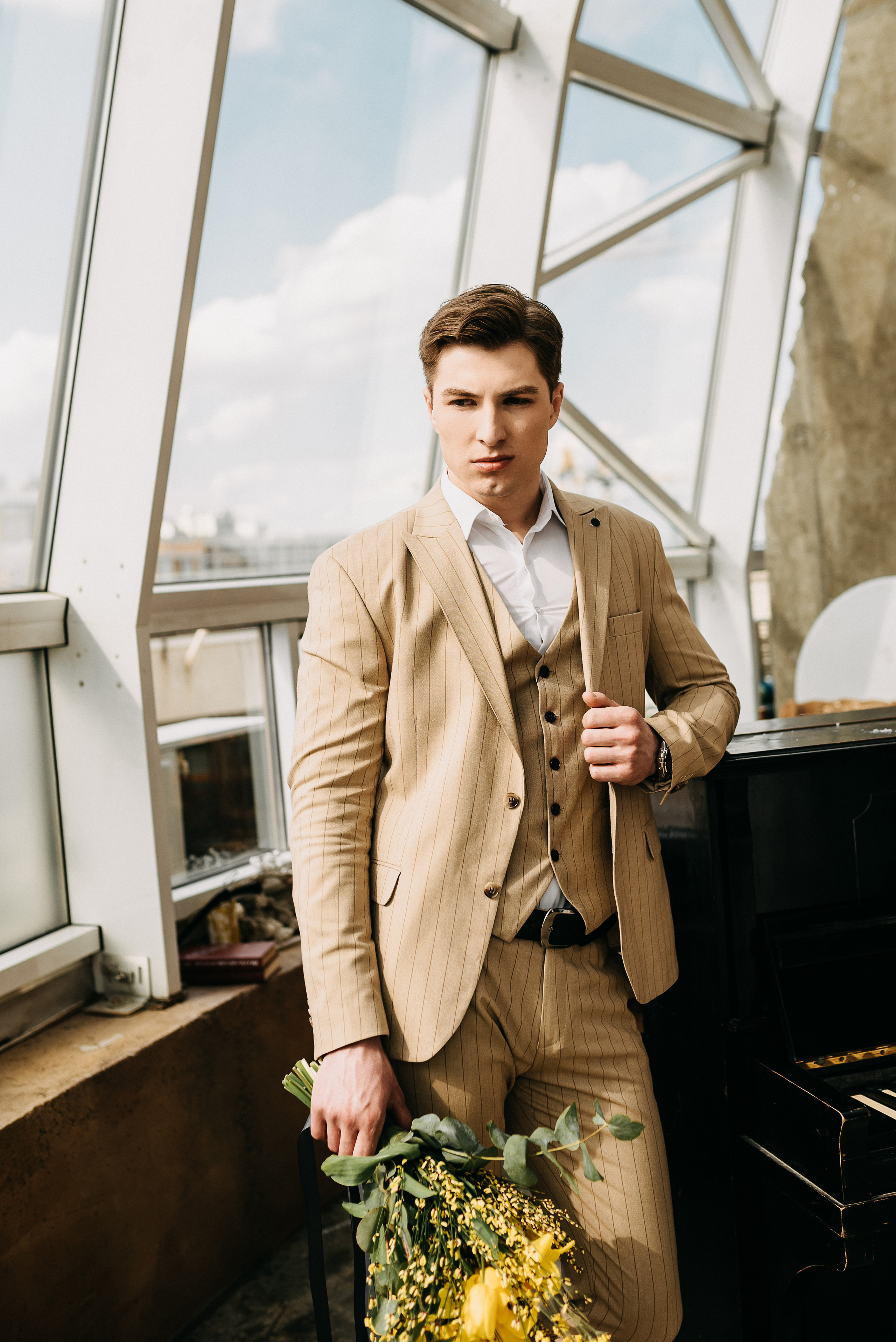 Под куполом