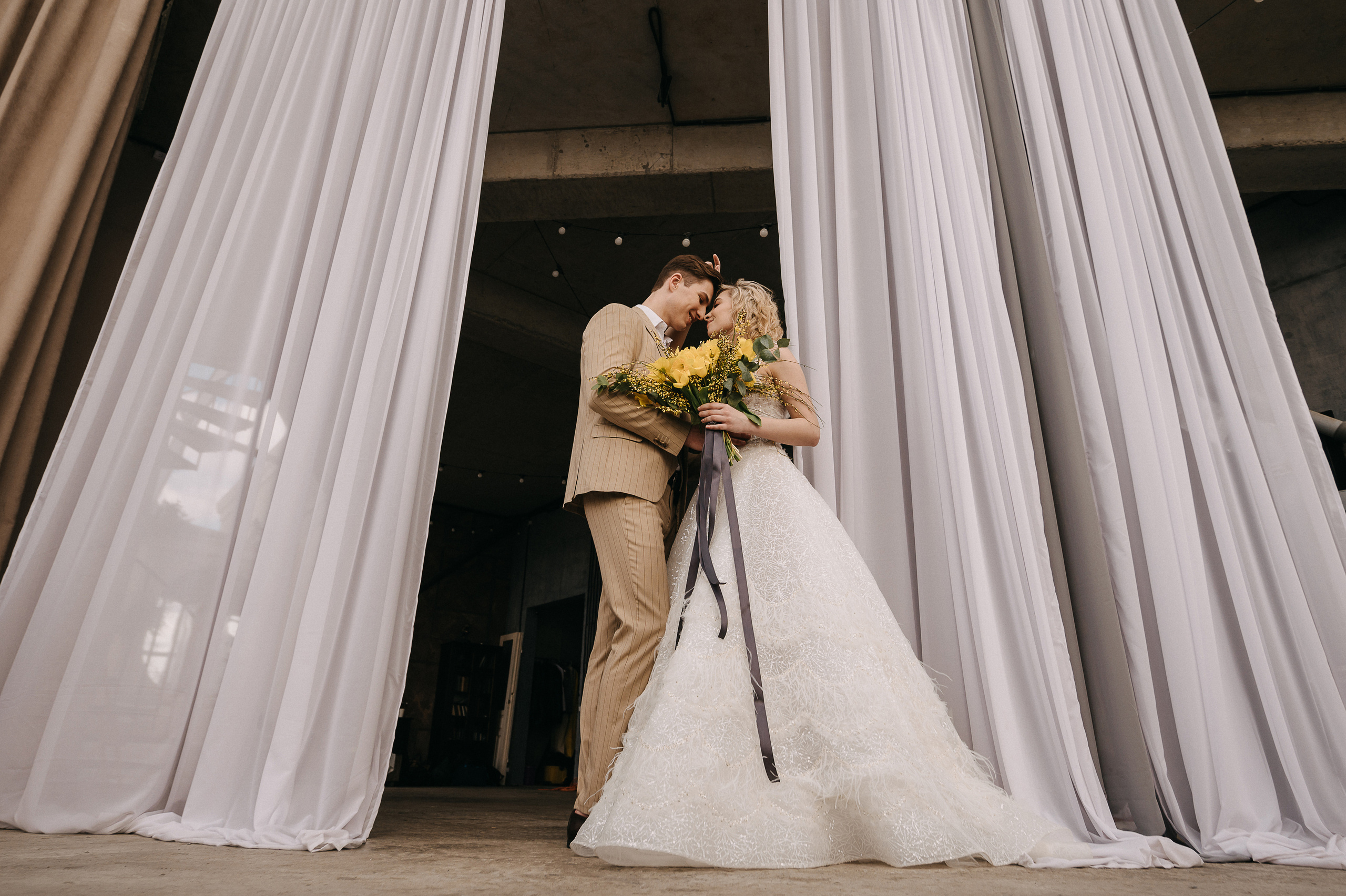 Под куполом