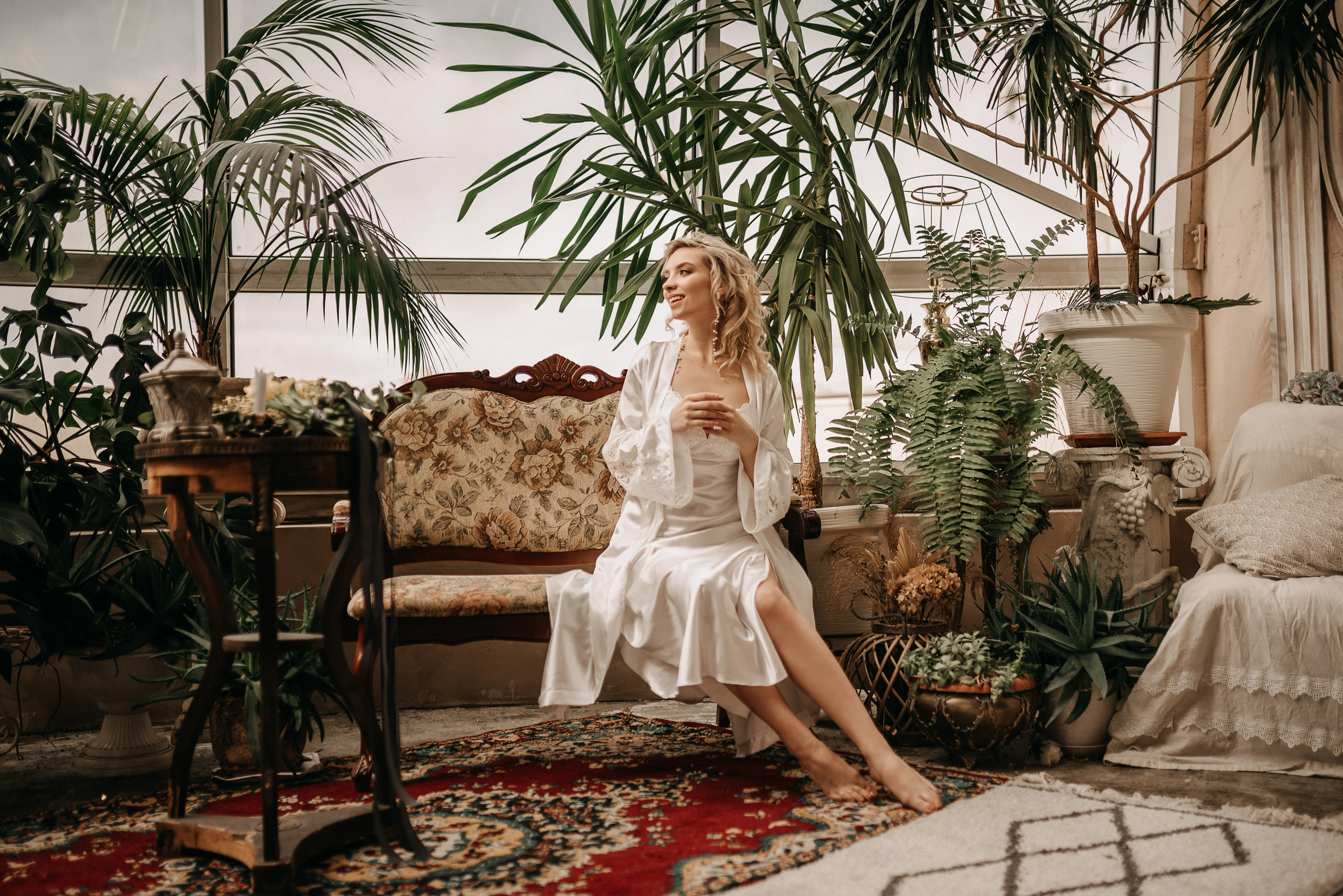 Под куполом