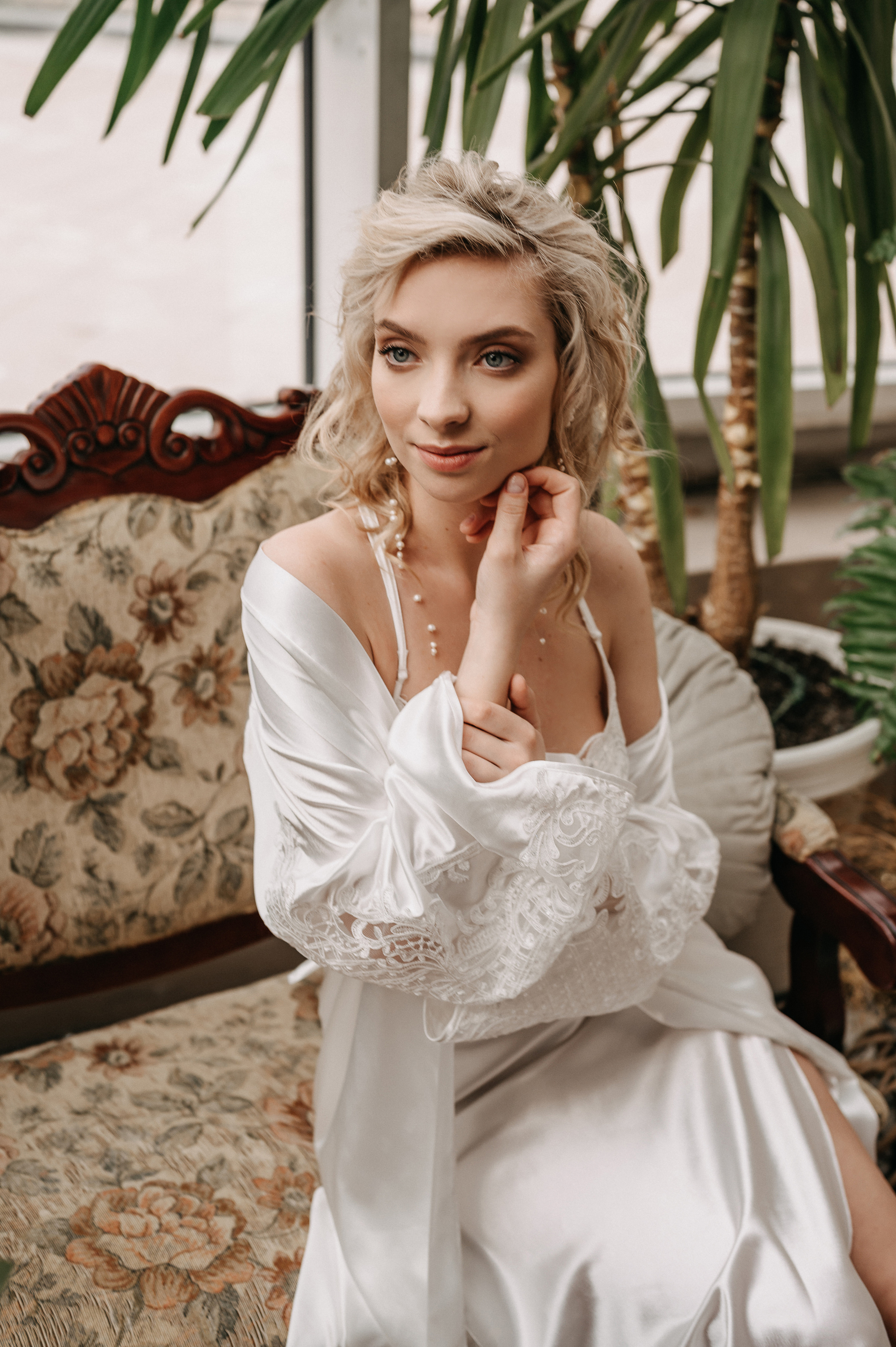 Под куполом