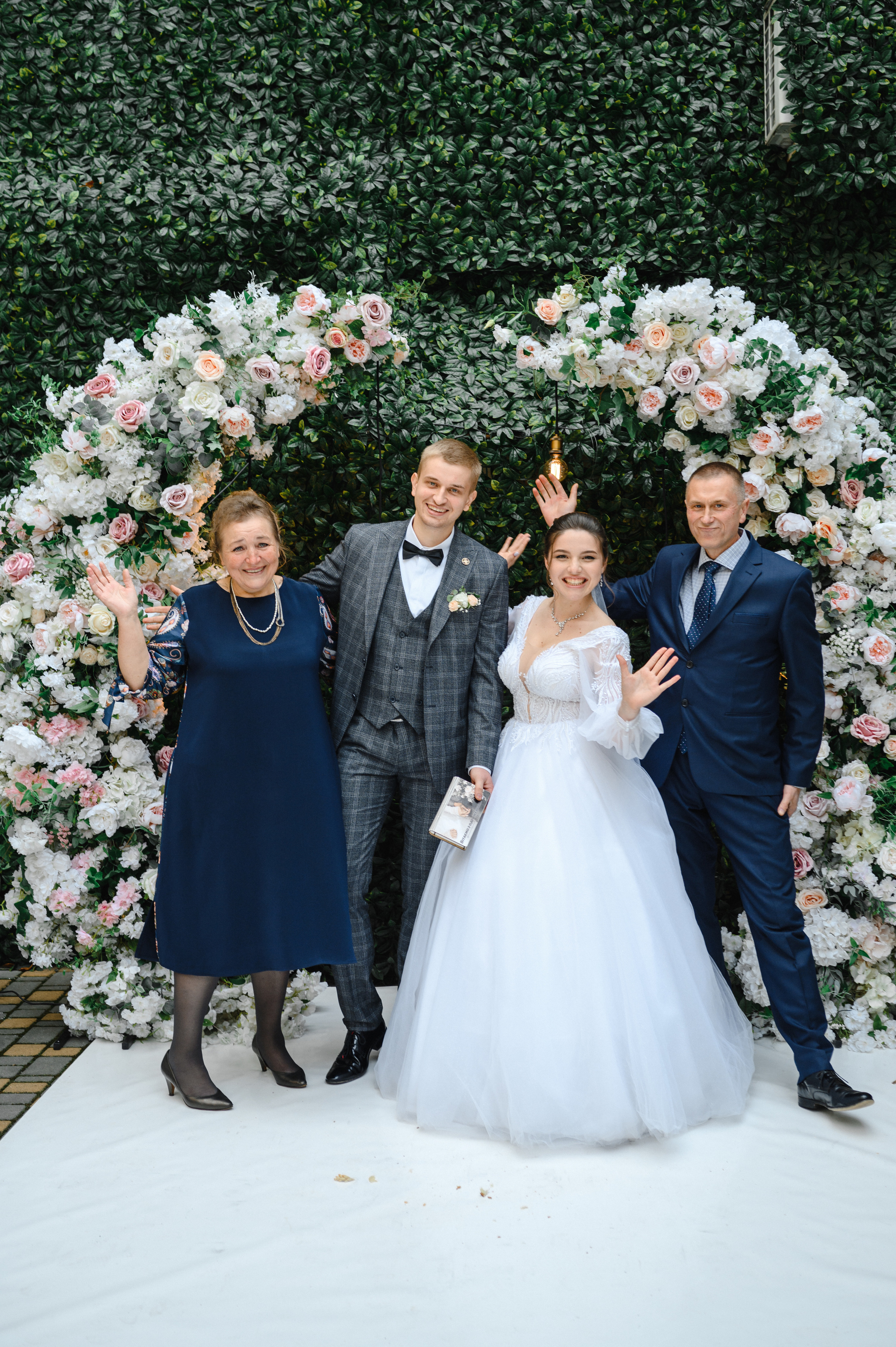 Превью свадьбы Димы и Вики