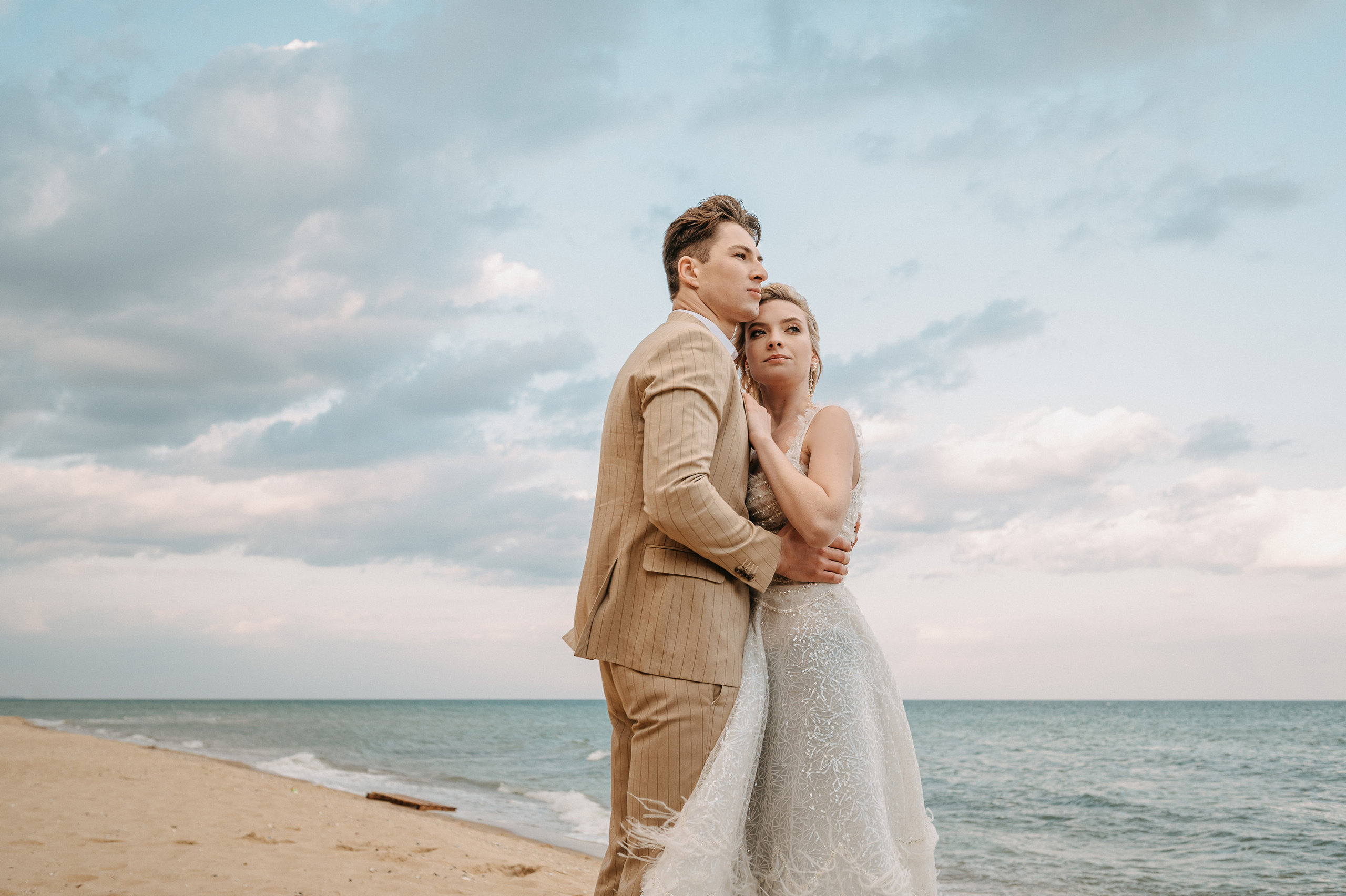 Под куполом