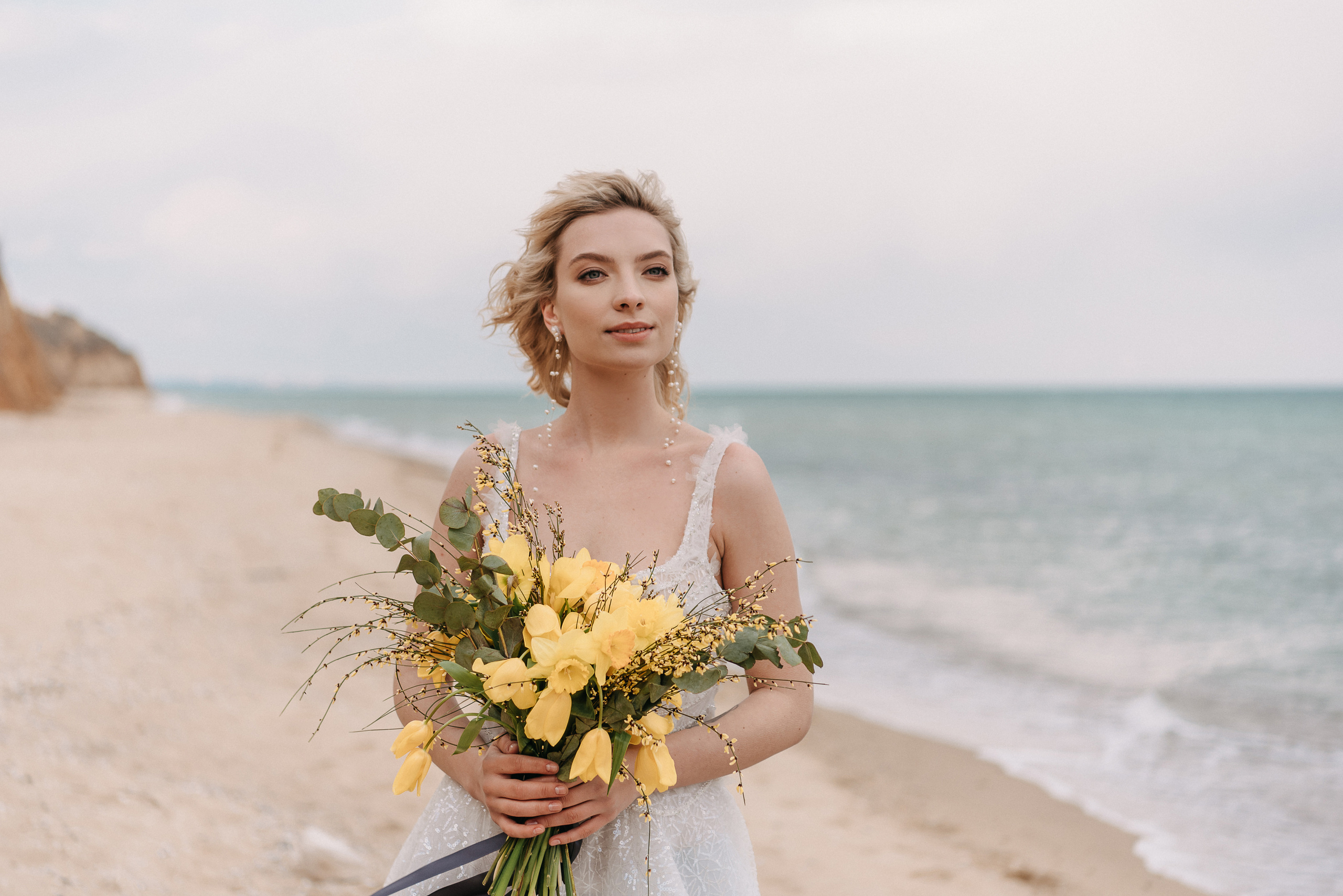 Под куполом