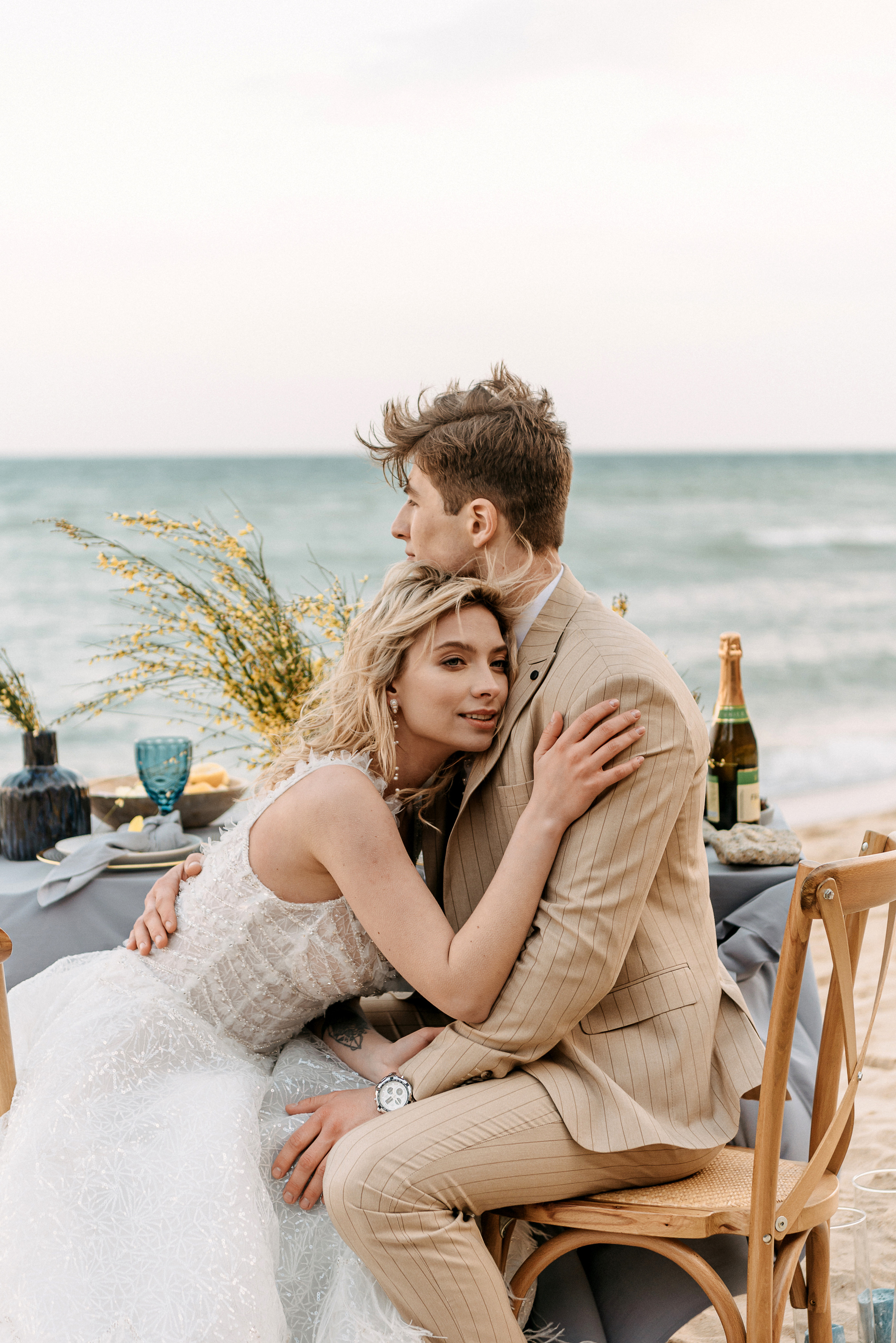 Под куполом