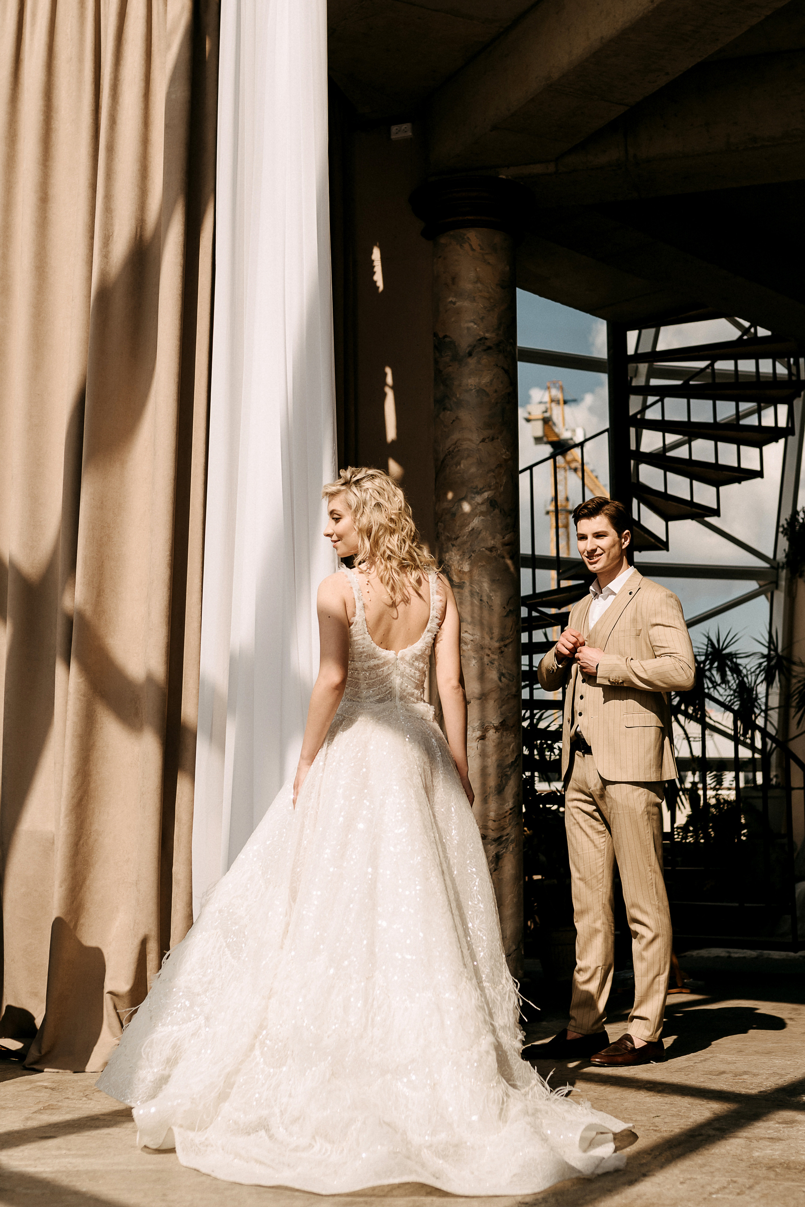 Под куполом