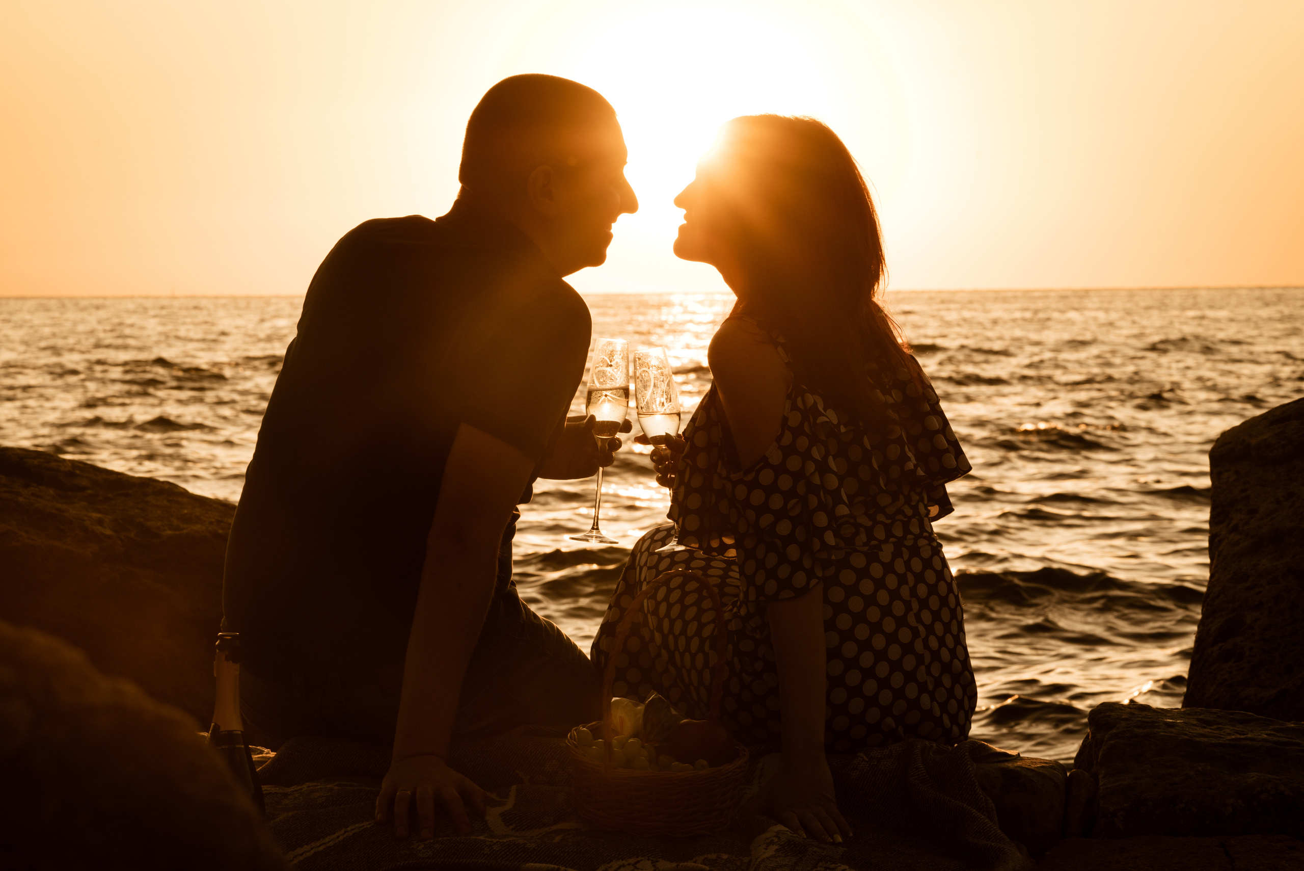 Морской рассвет. Паша и Наташа