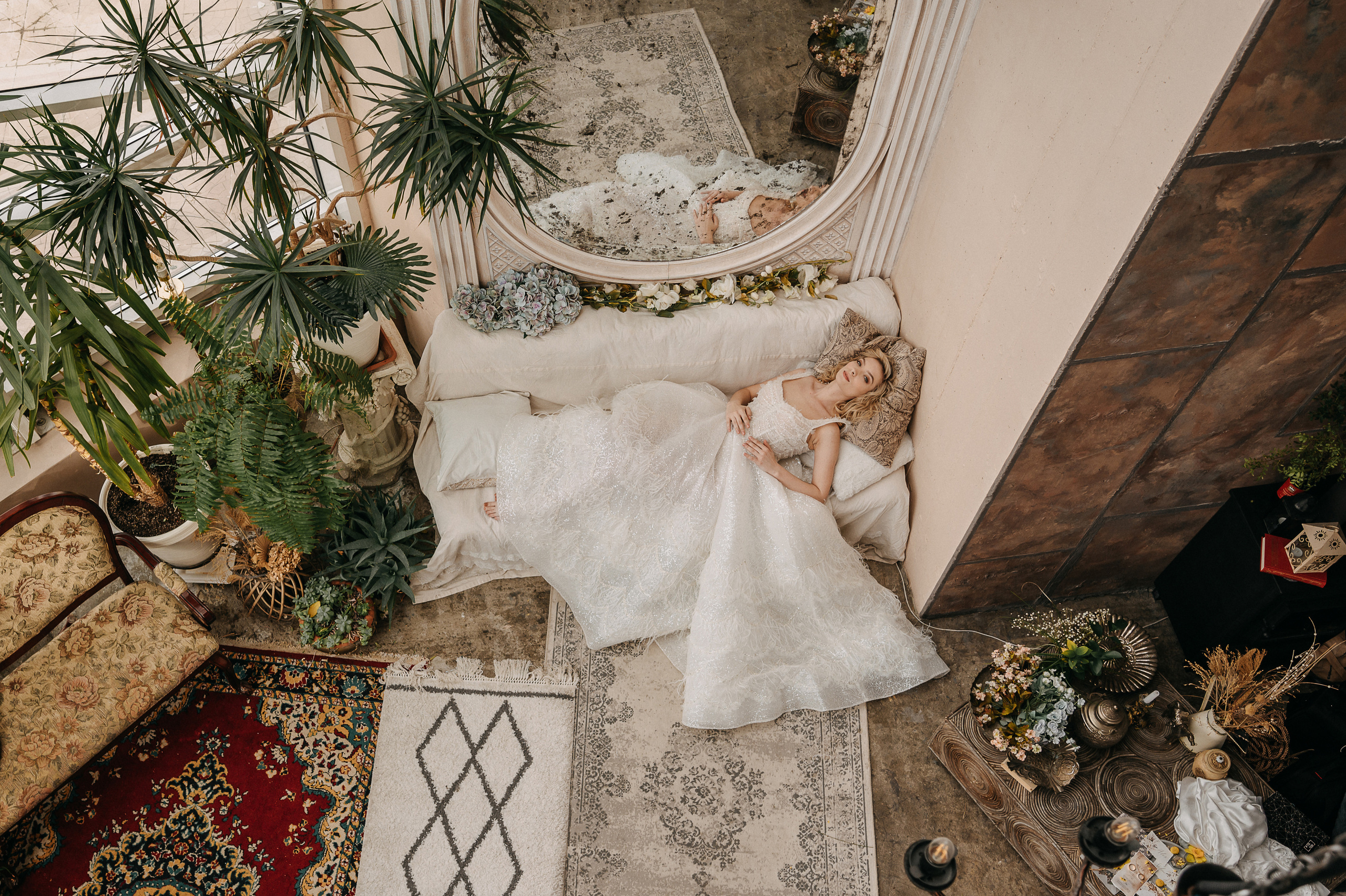 Под куполом