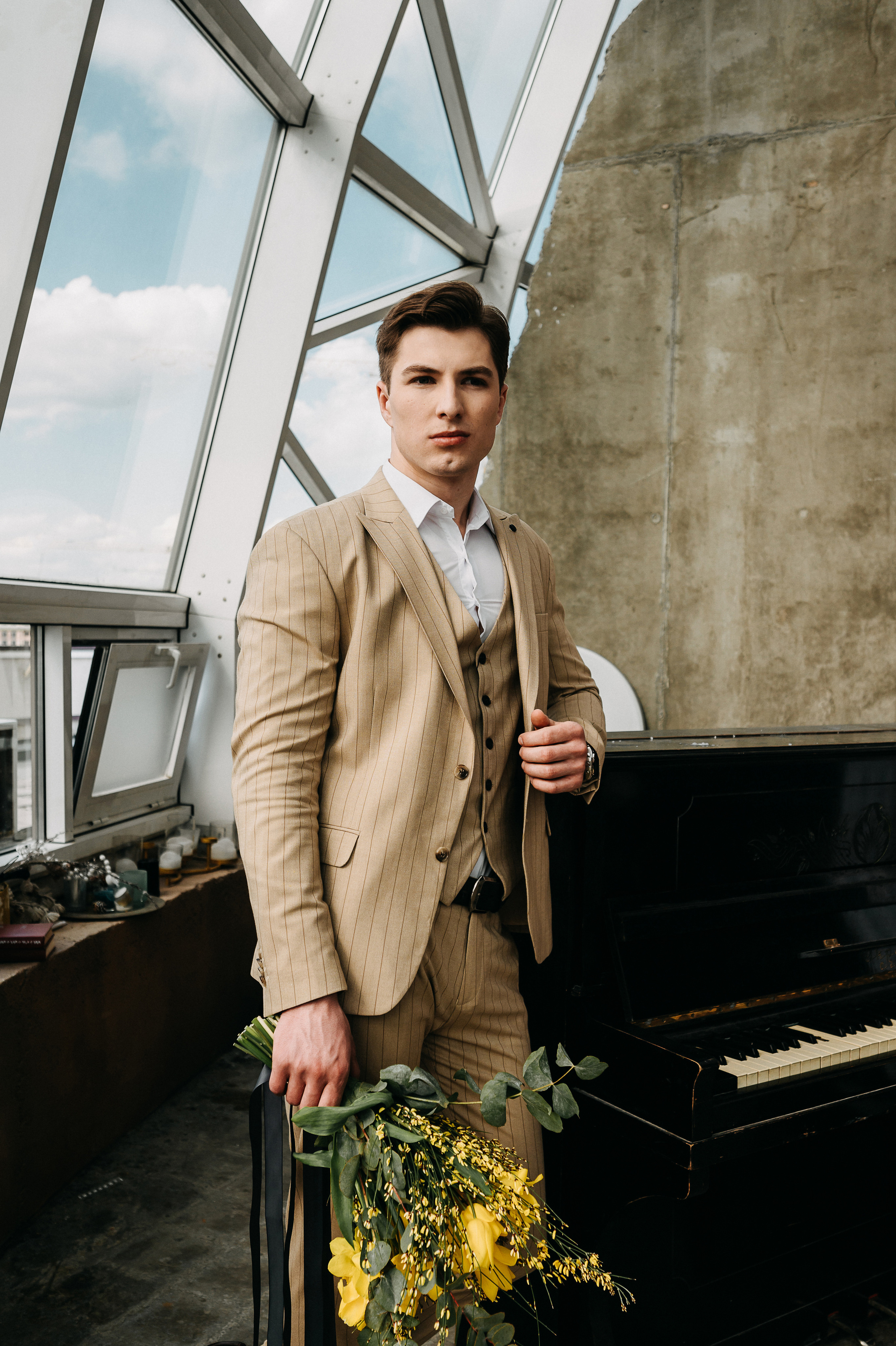 Под куполом