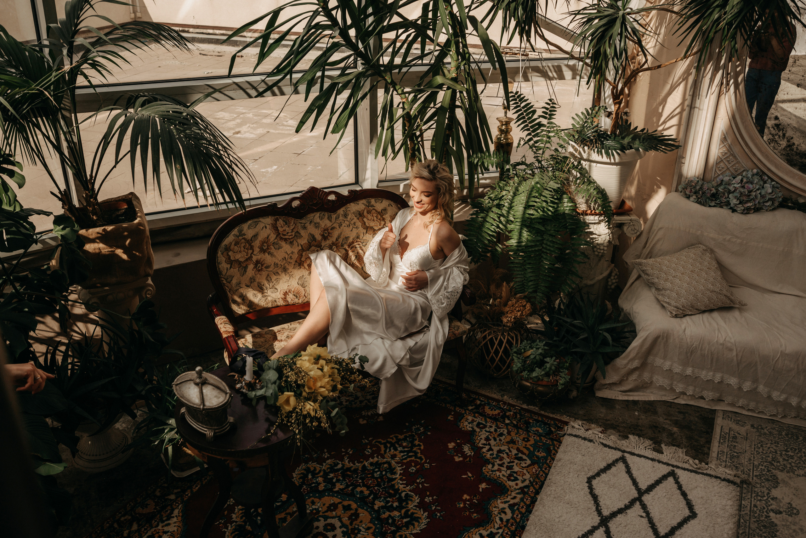 Под куполом