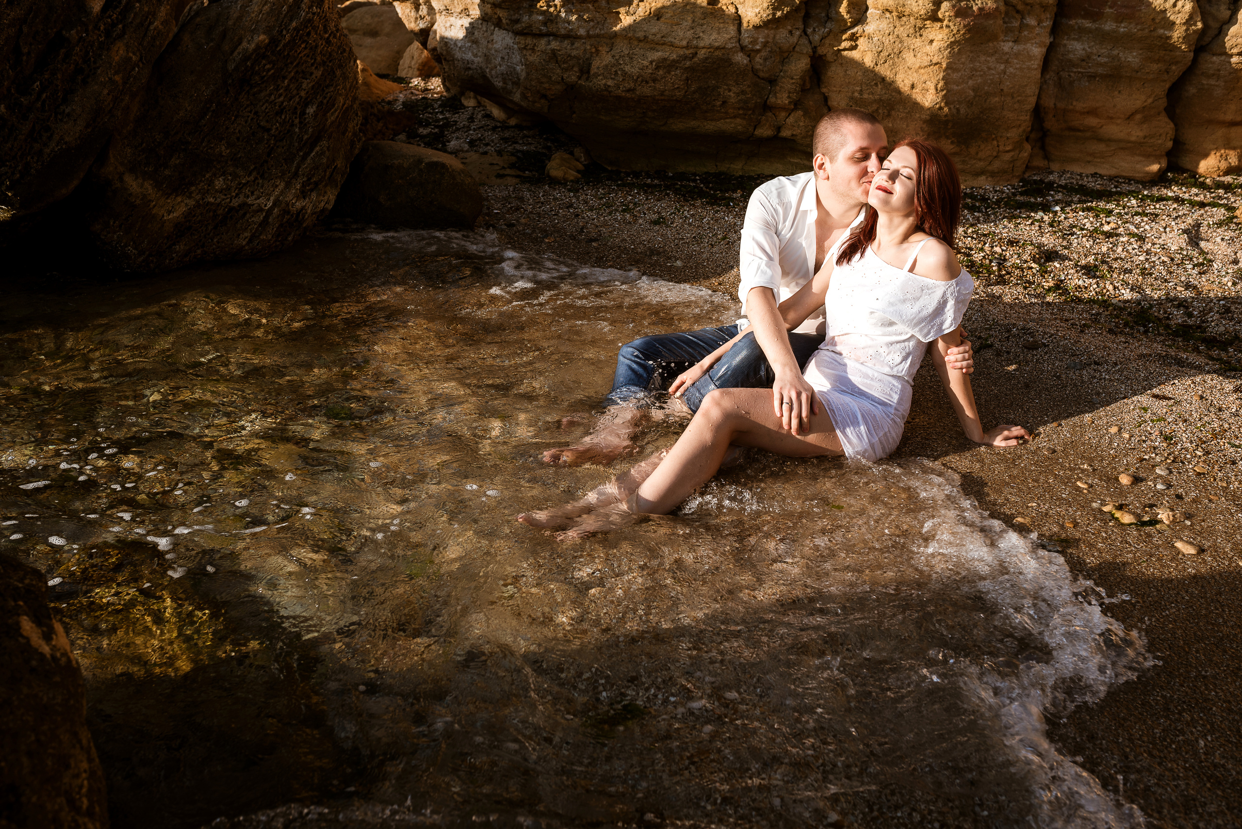 Морской рассвет. Паша и Наташа