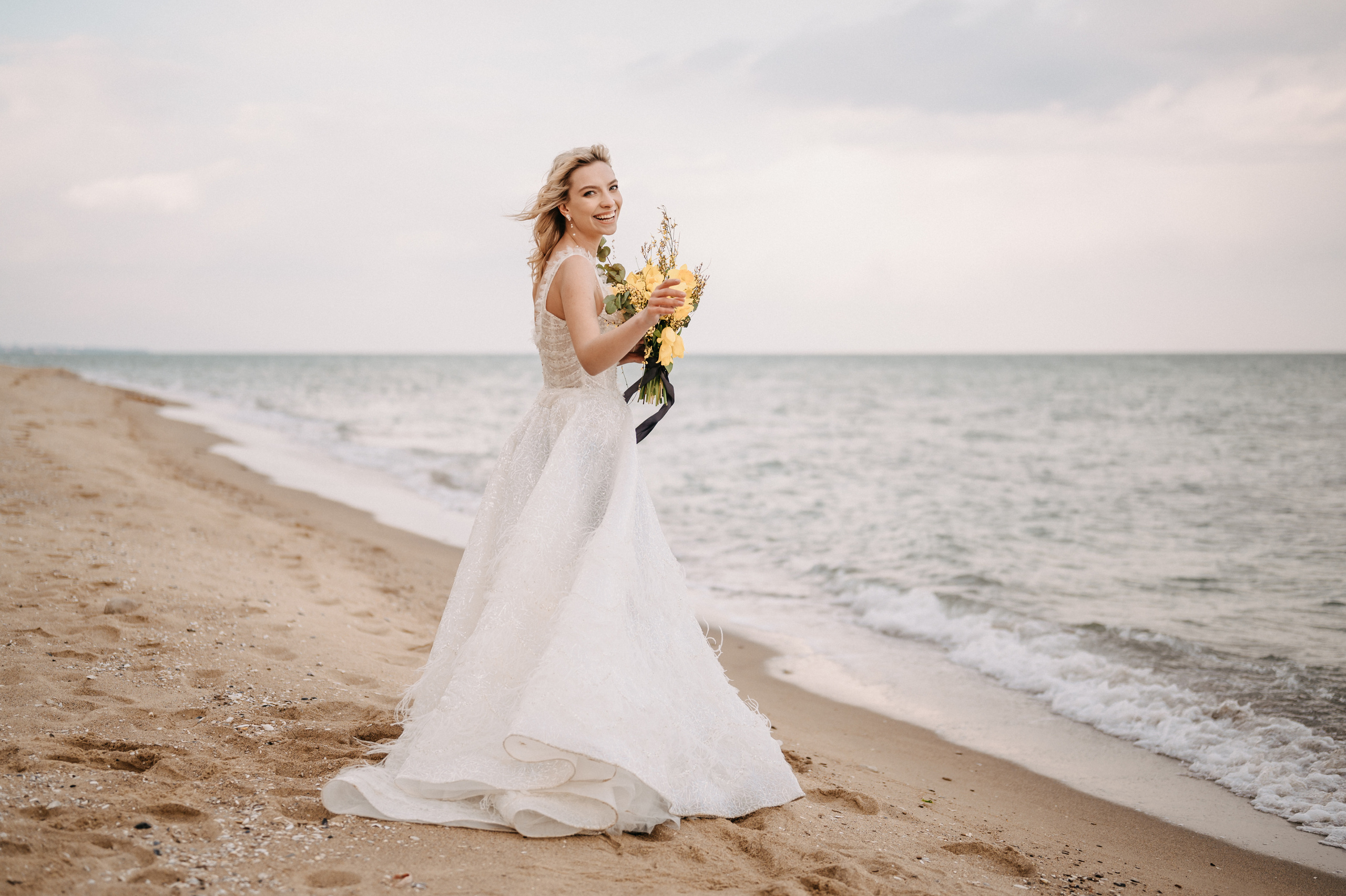 Под куполом