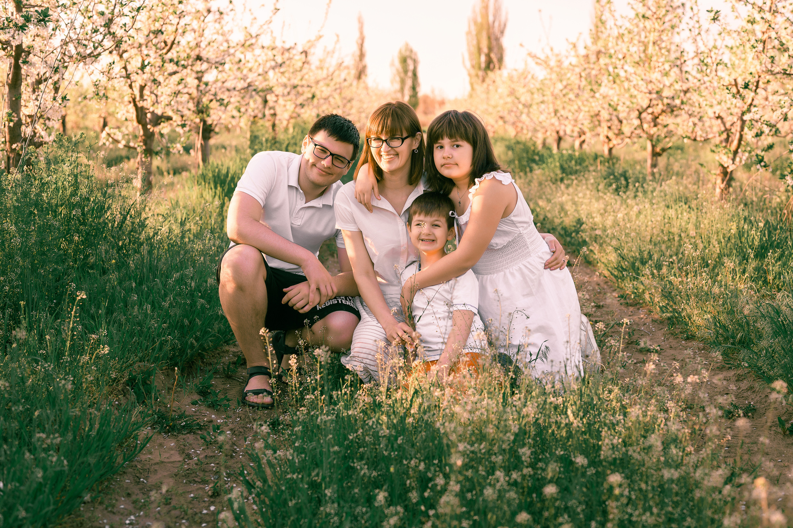 Прогулка по Днестру и саду