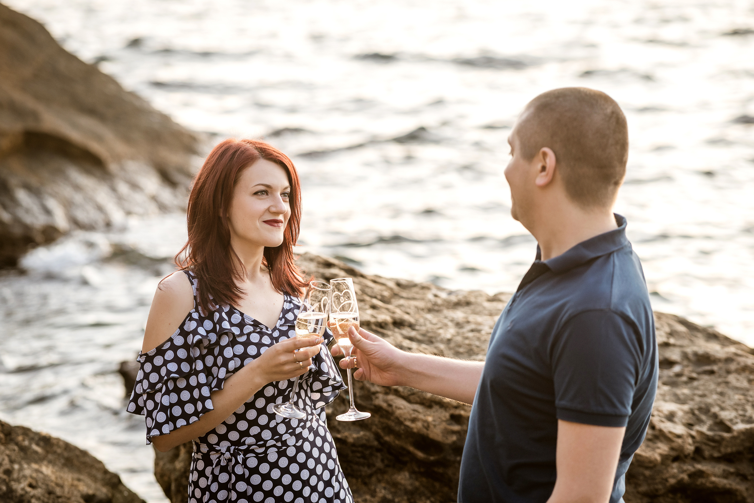 Морской рассвет. Паша и Наташа