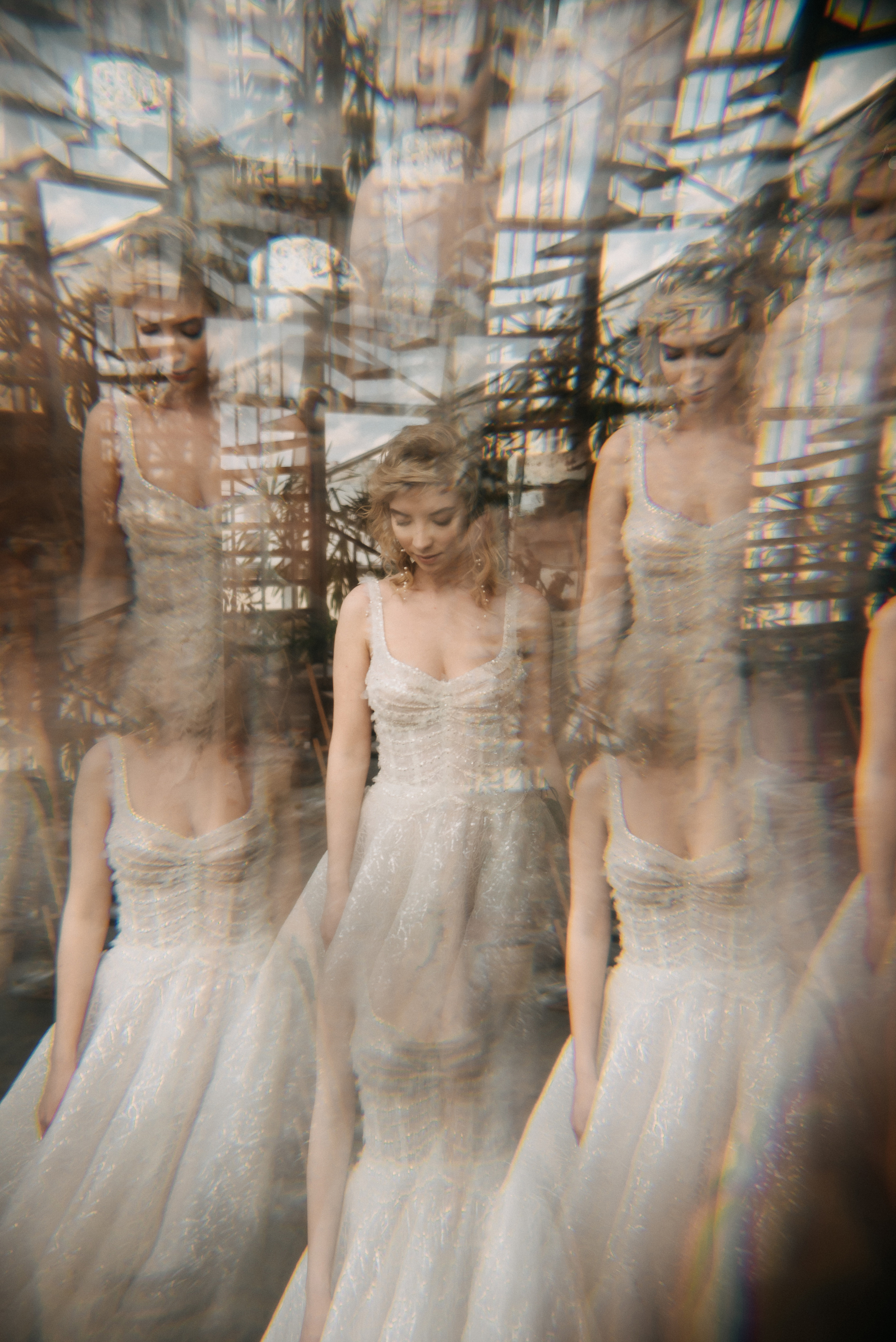 Под куполом