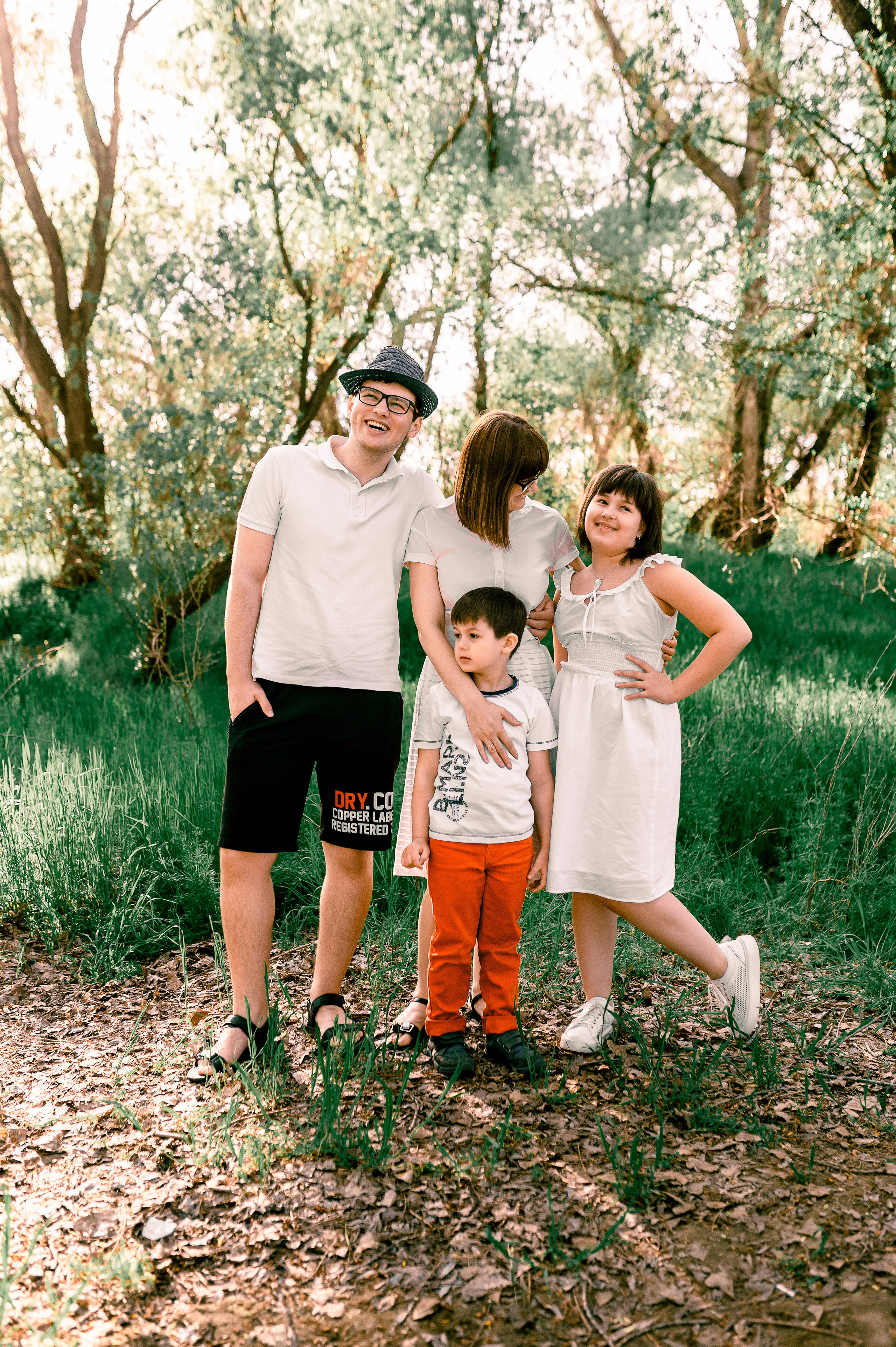 Прогулка по Днестру и саду