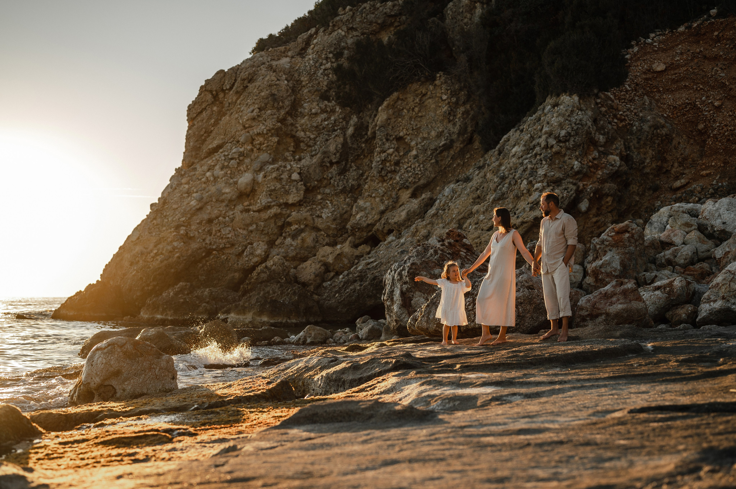 Юля, Леша и Бэлла, Аланья