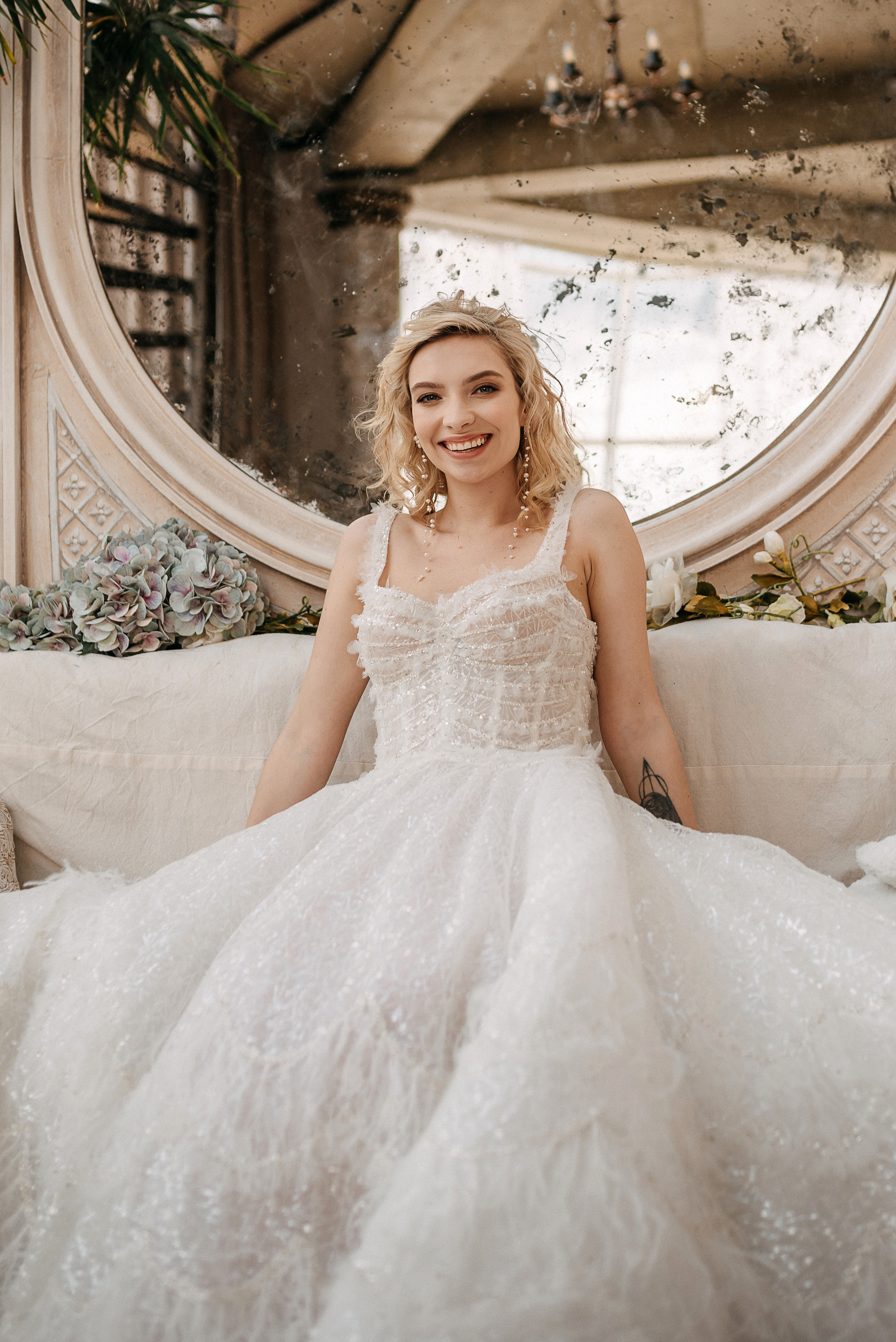 Под куполом