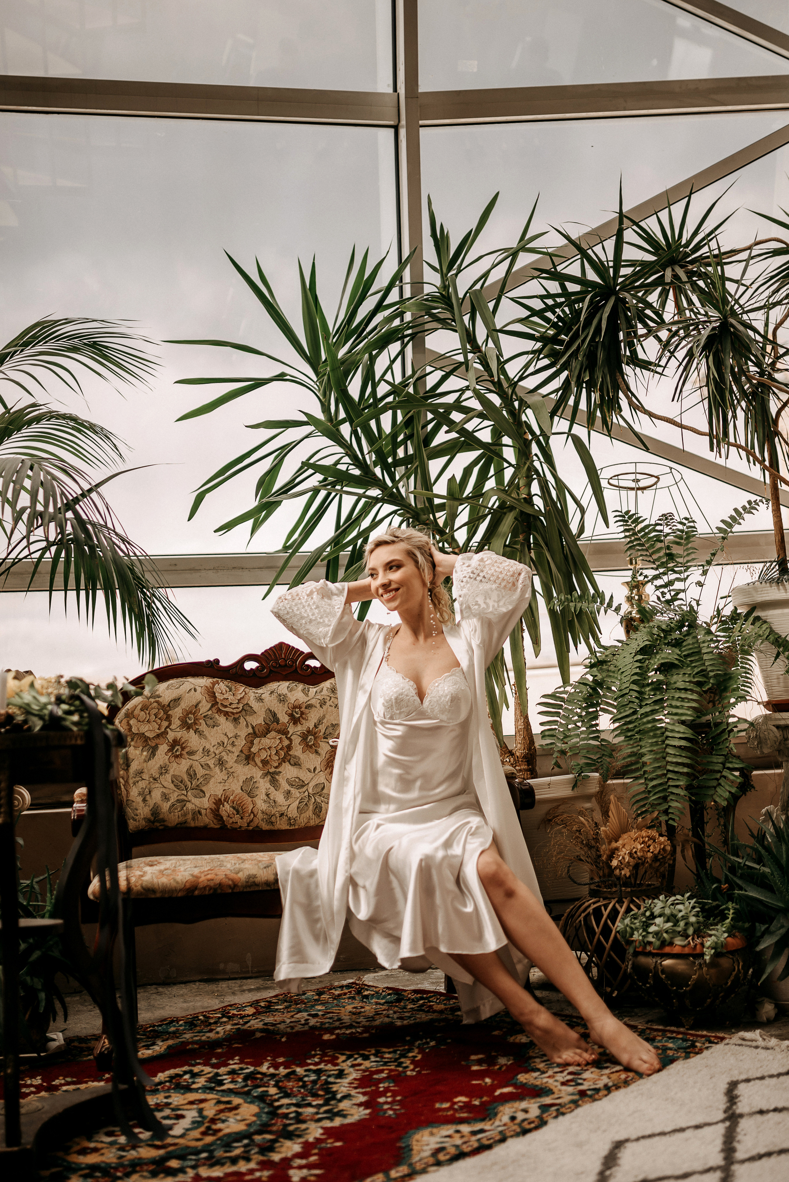 Под куполом