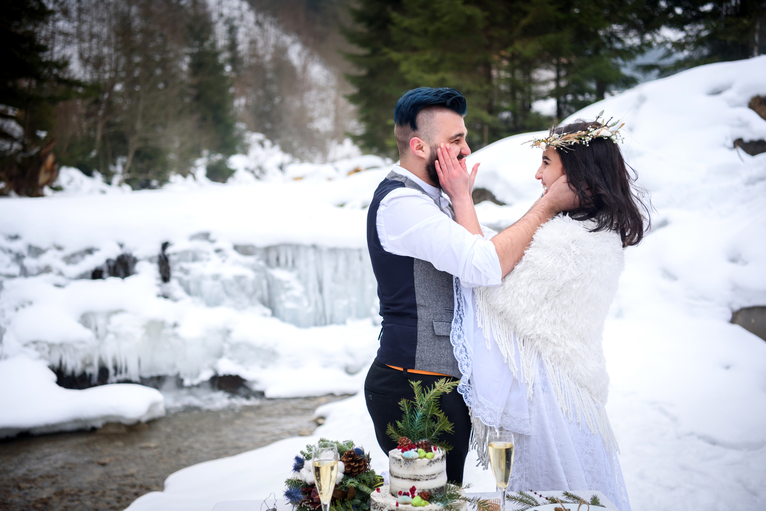 Зимняя свадьба в Карпатах
