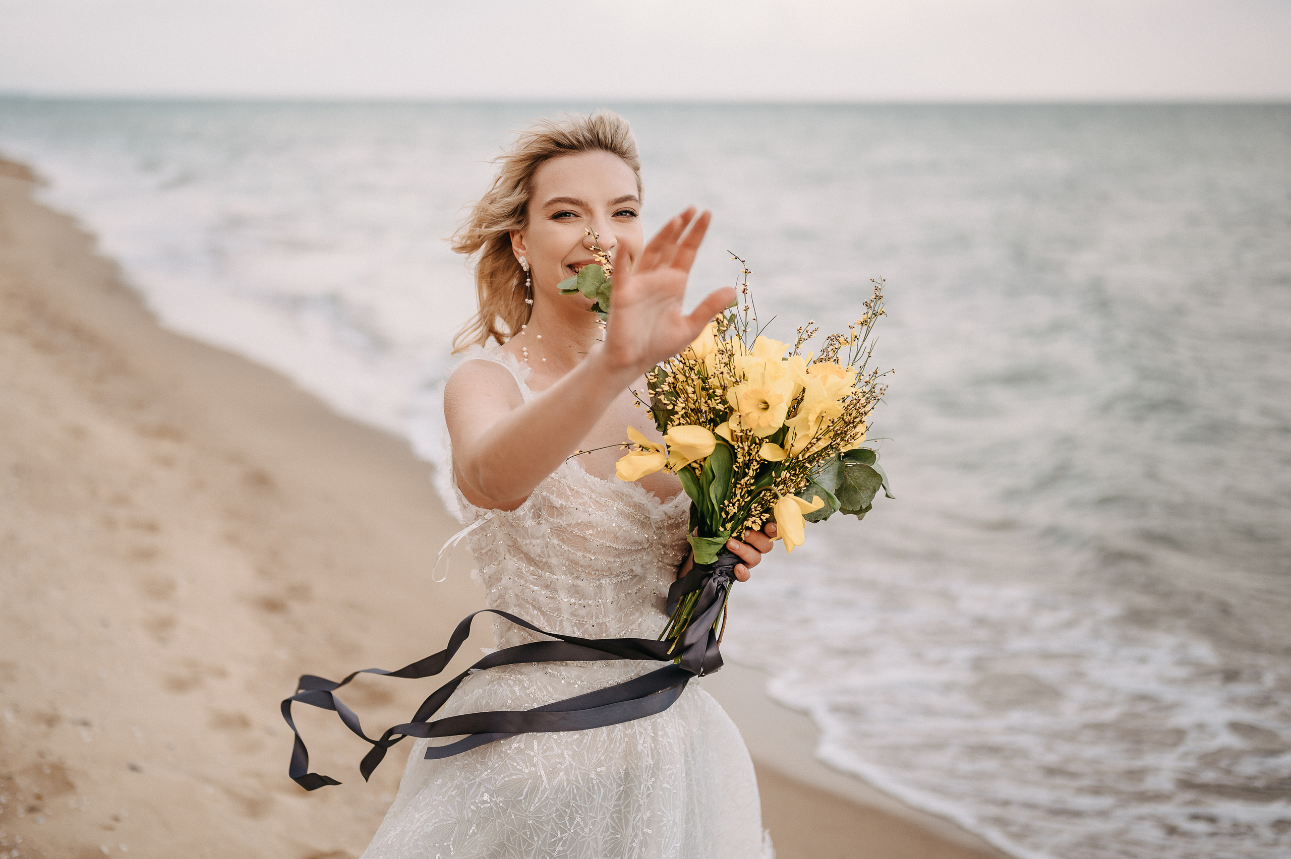 Под куполом