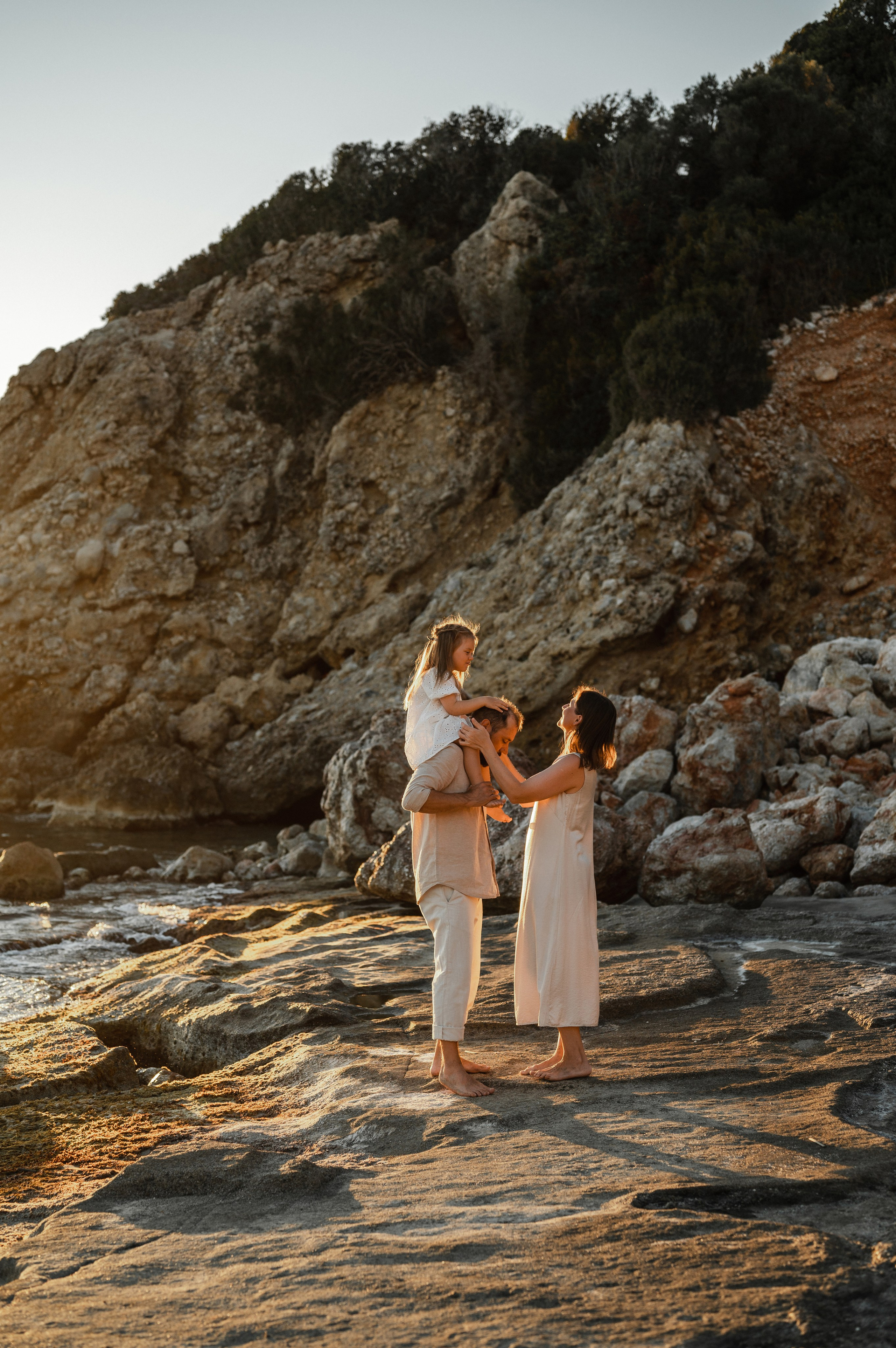 Юля, Леша и Бэлла, Аланья