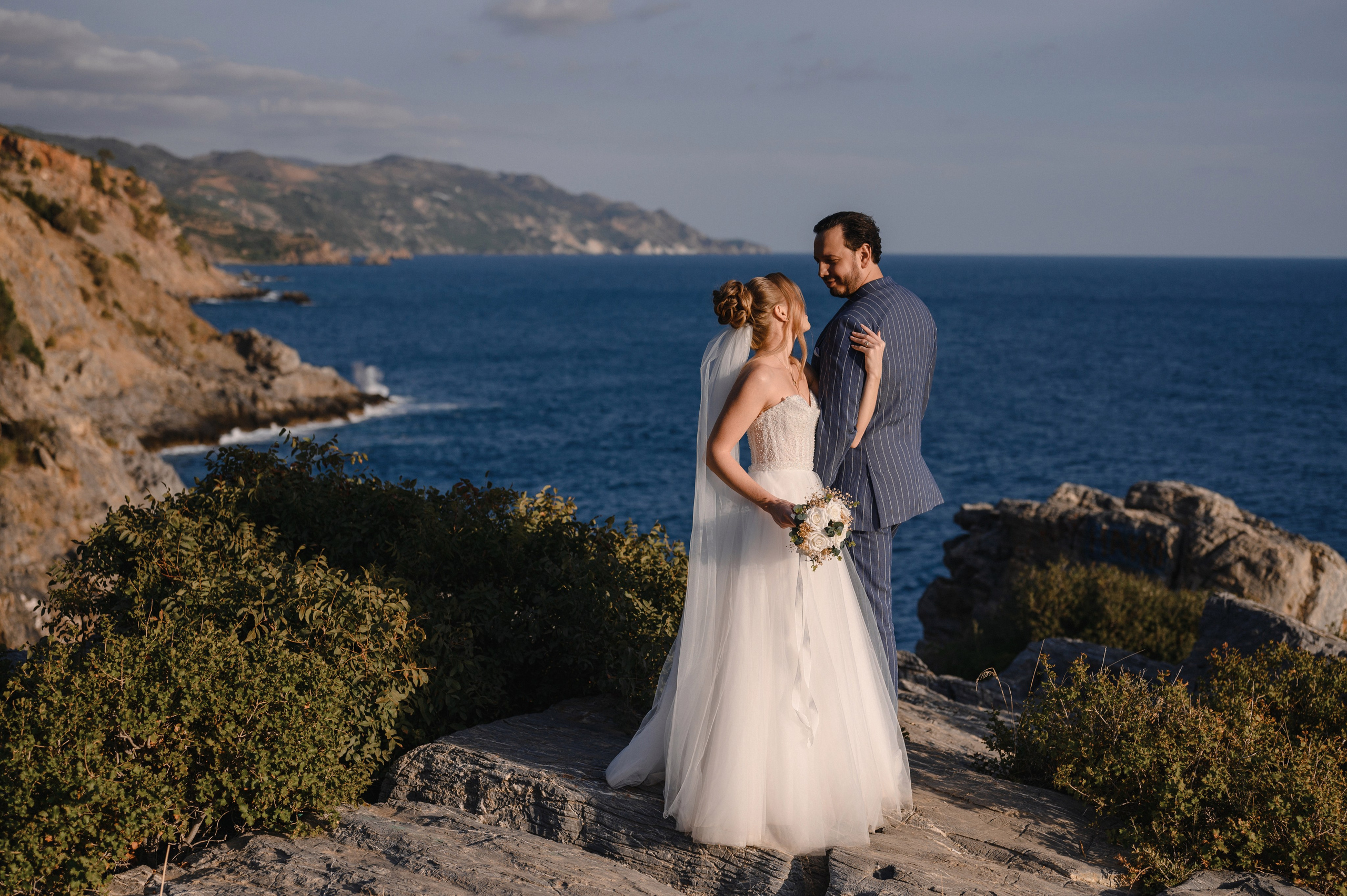 Чалоян и Елена