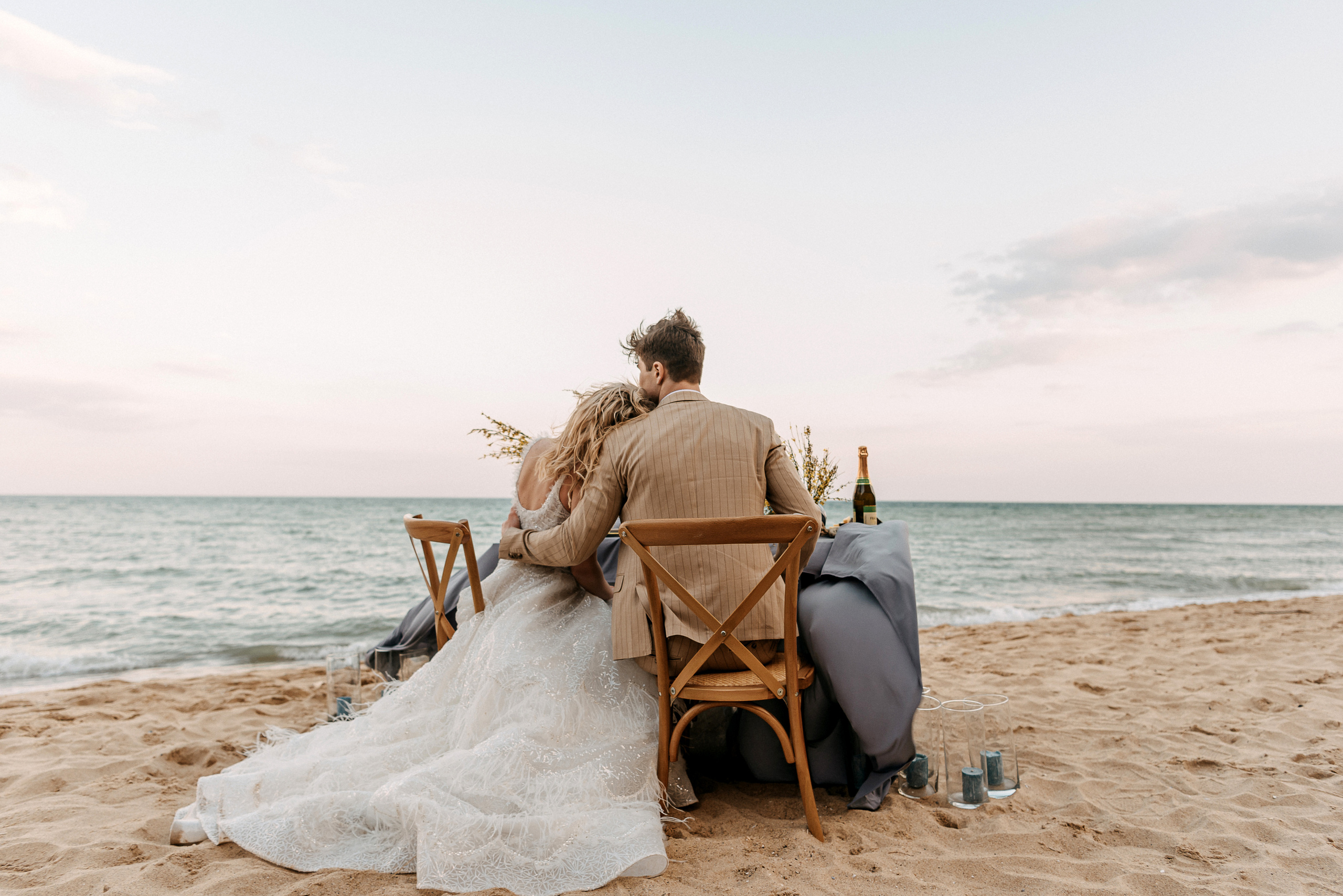 Под куполом