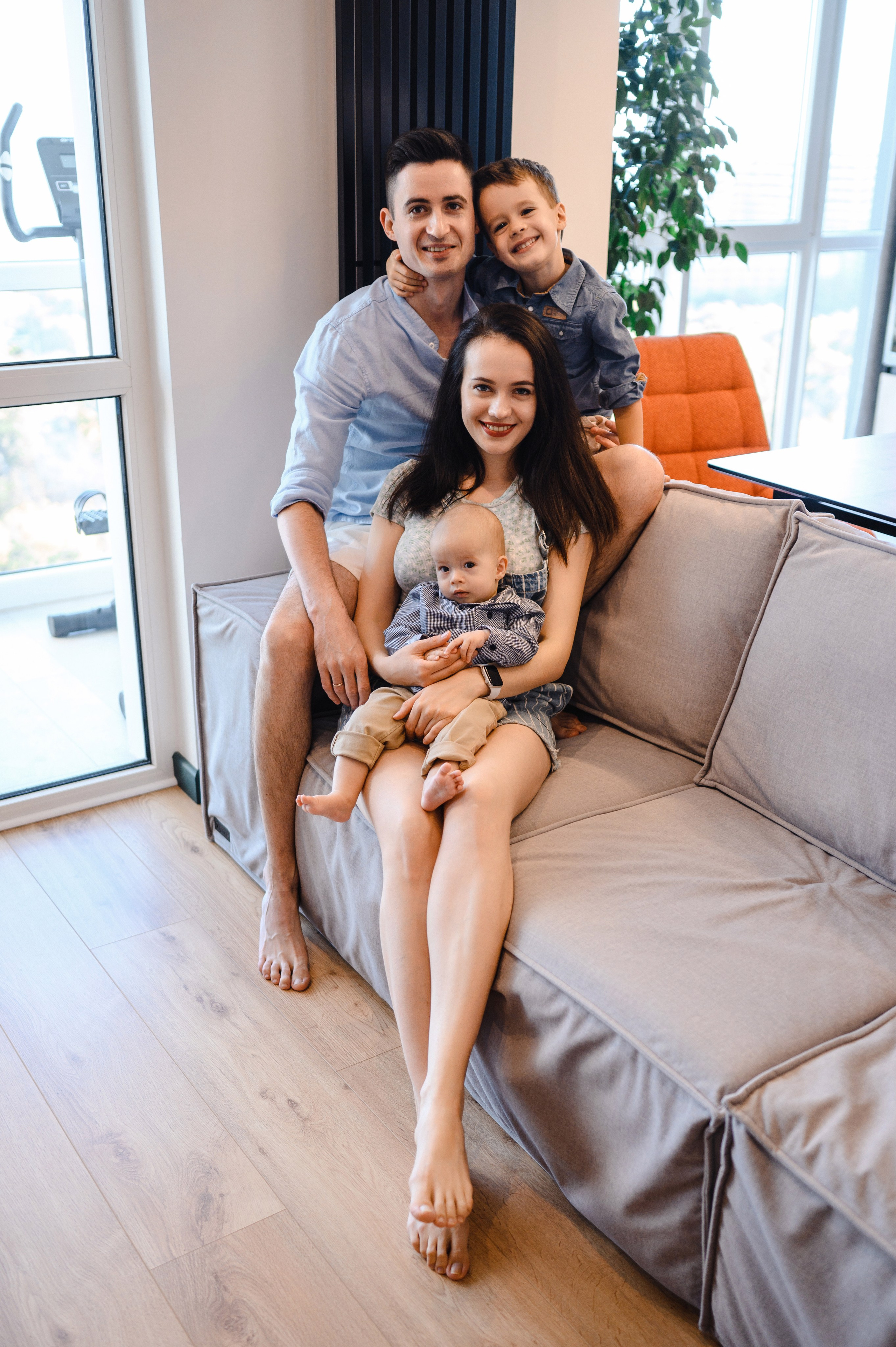 Семейная фотосессия дома