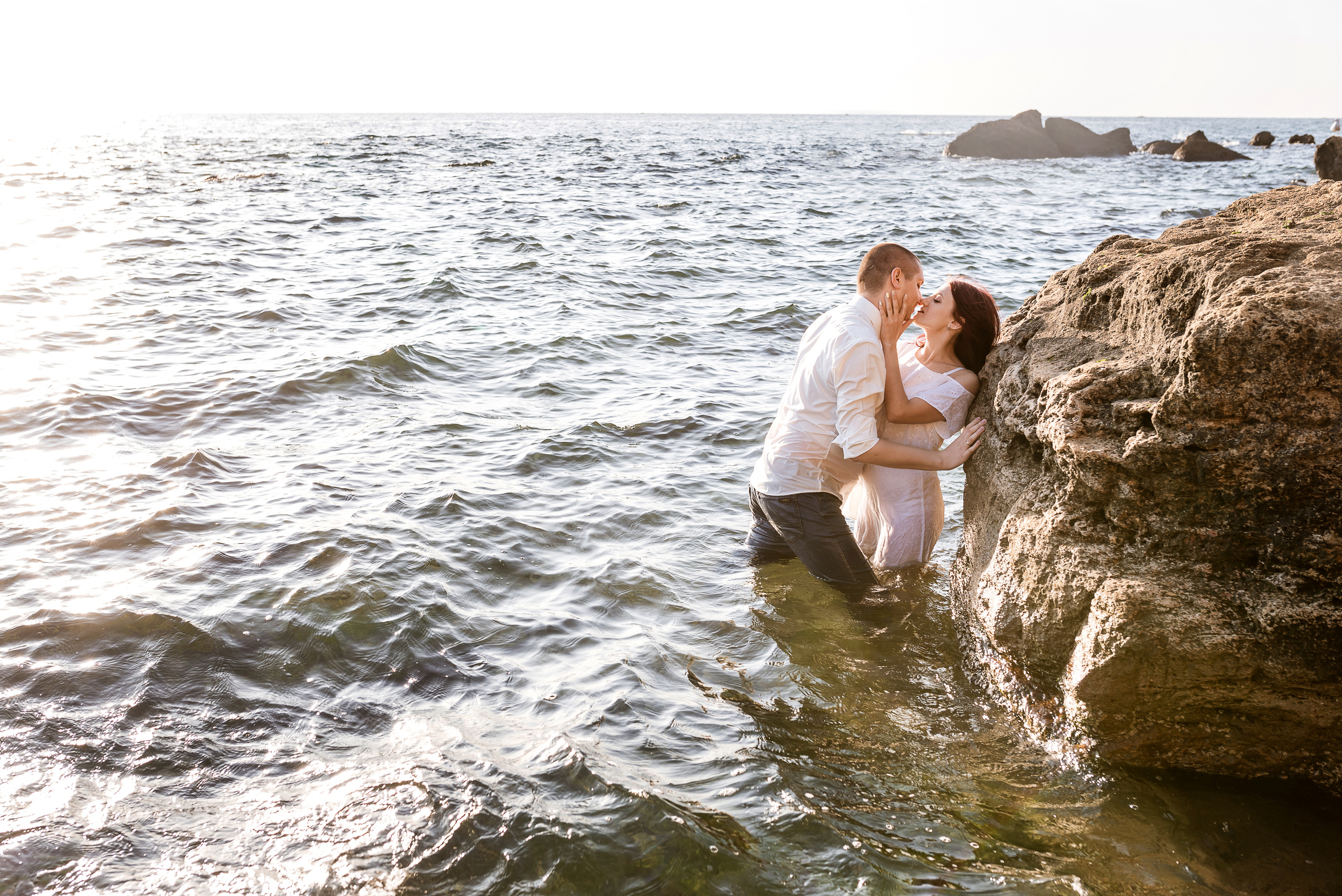 Морской рассвет. Паша и Наташа