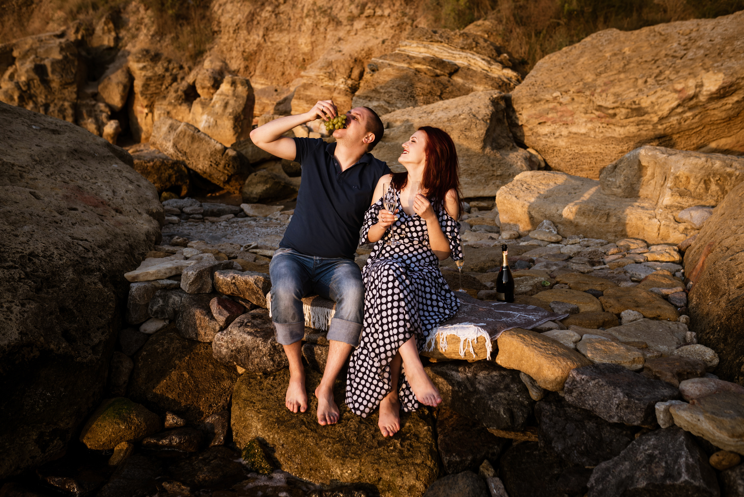 Морской рассвет. Паша и Наташа