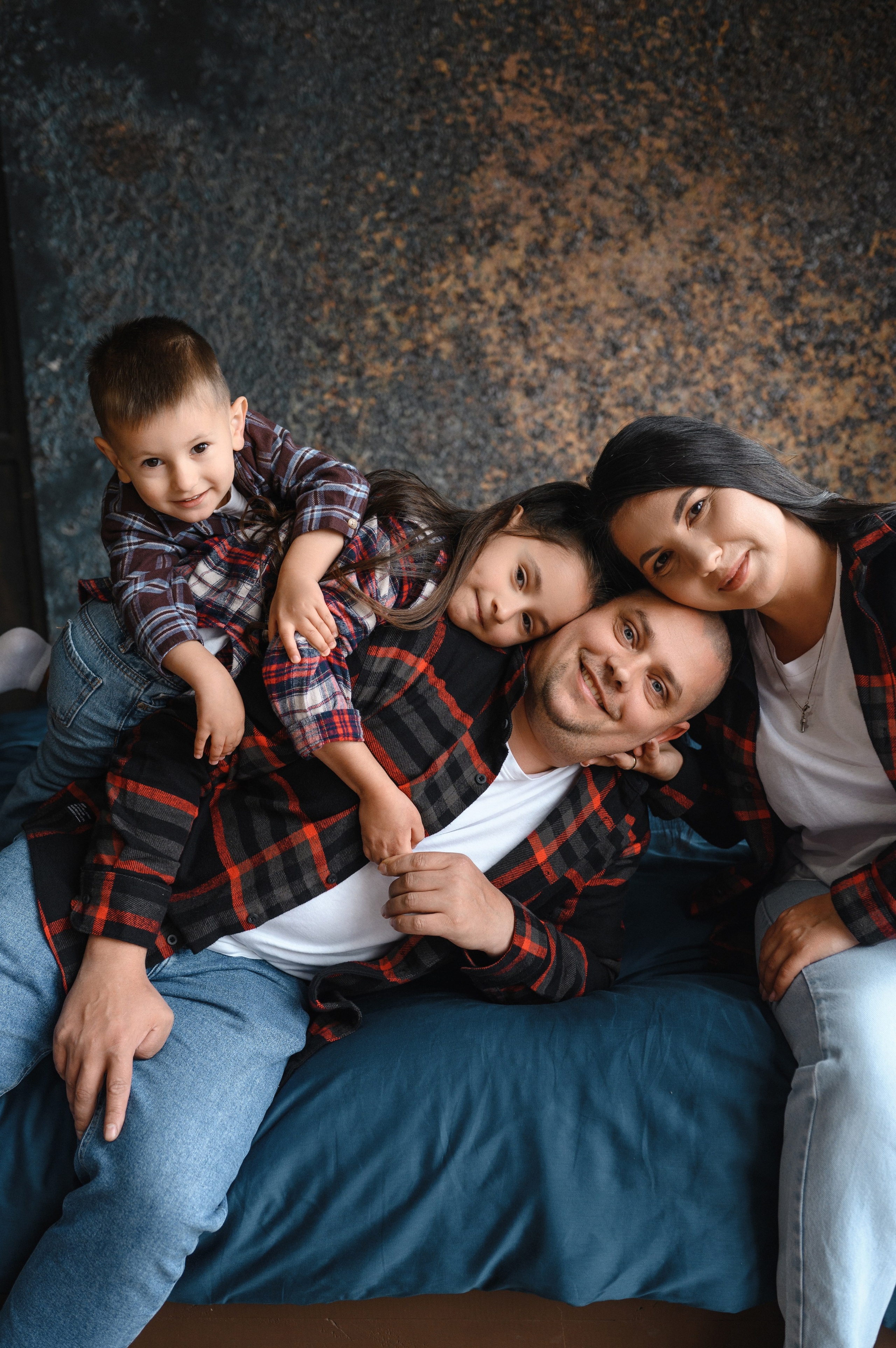 Валик, Валя, Даша и Даня. Кишинев