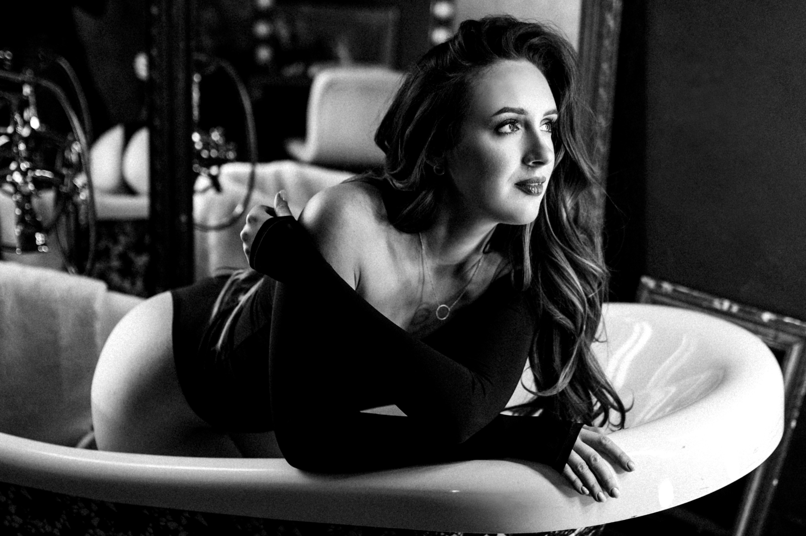 Марина в Зазеркалье