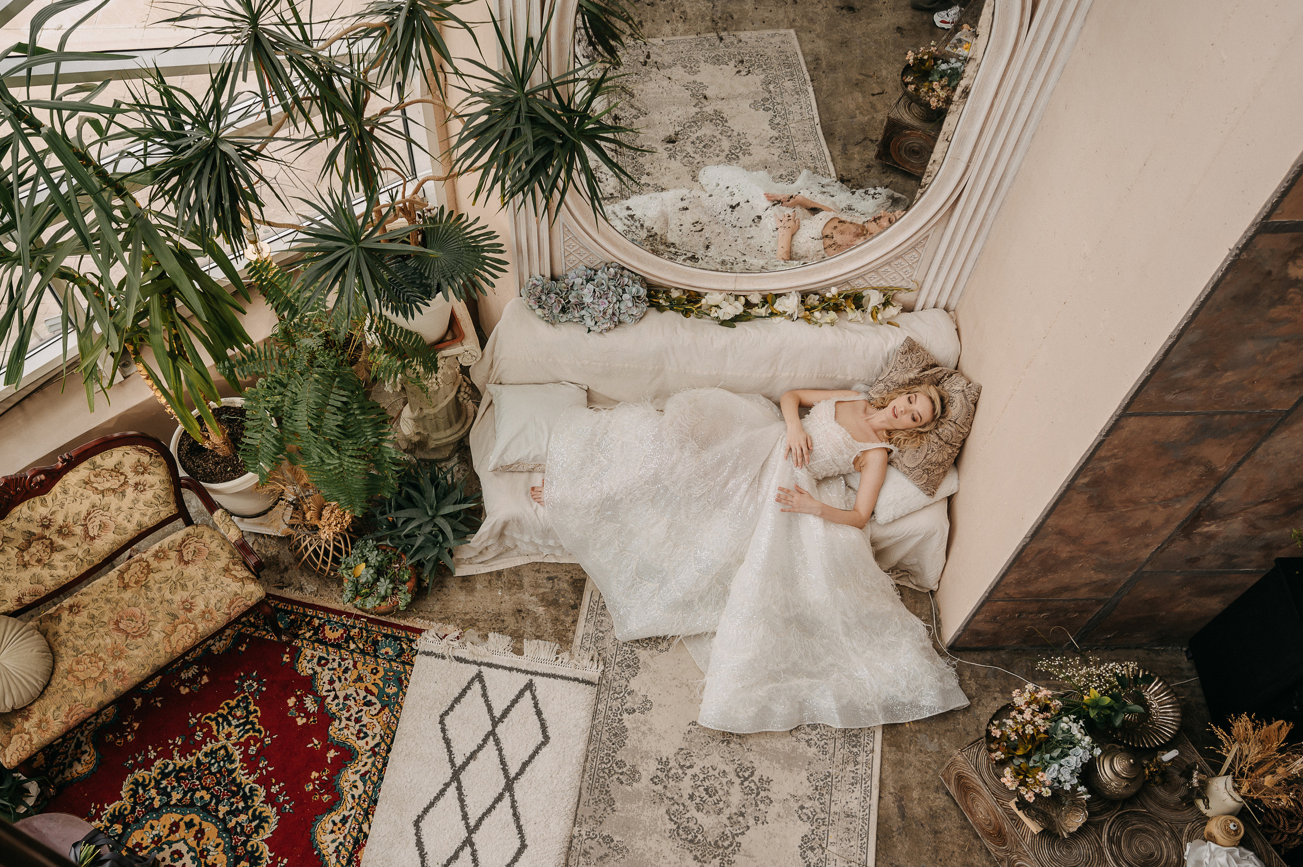 Под куполом