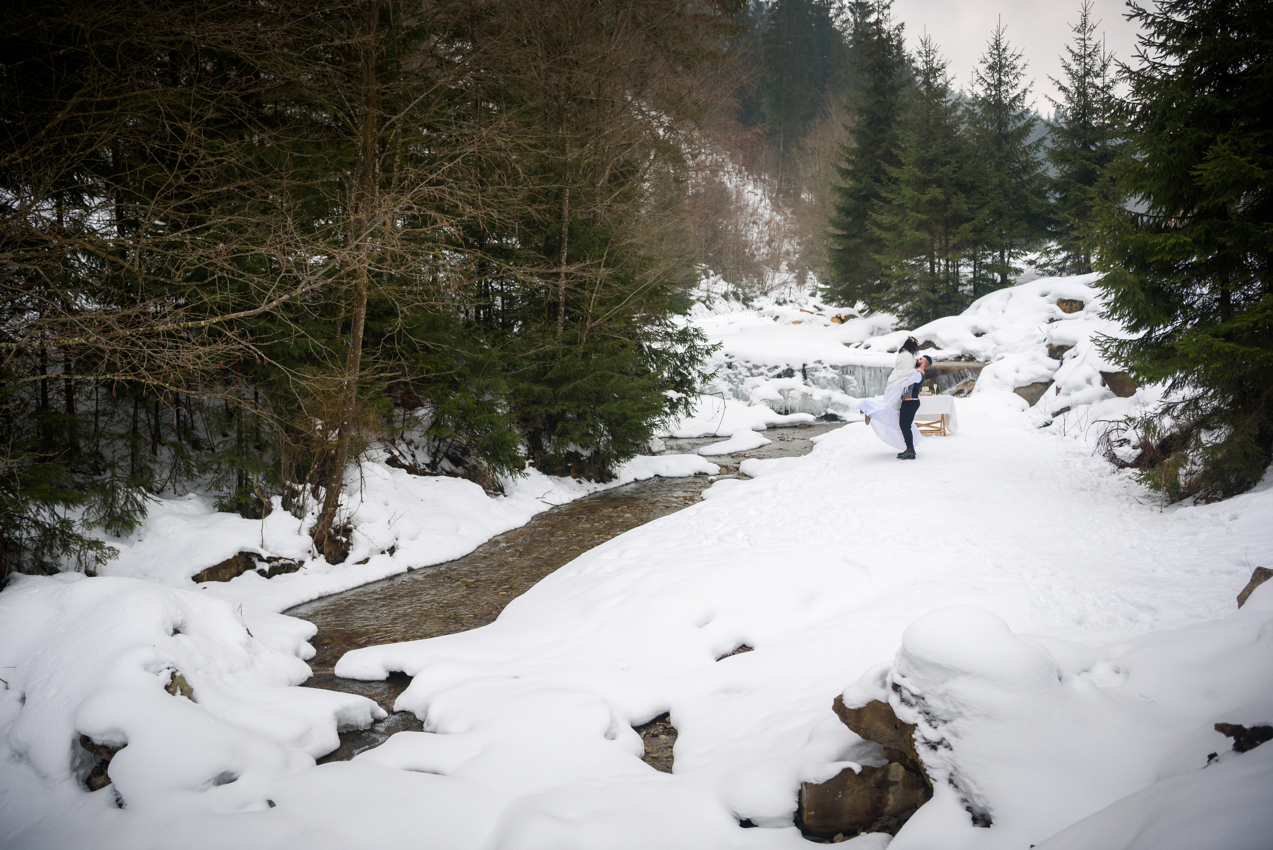 Зимняя свадьба в Карпатах