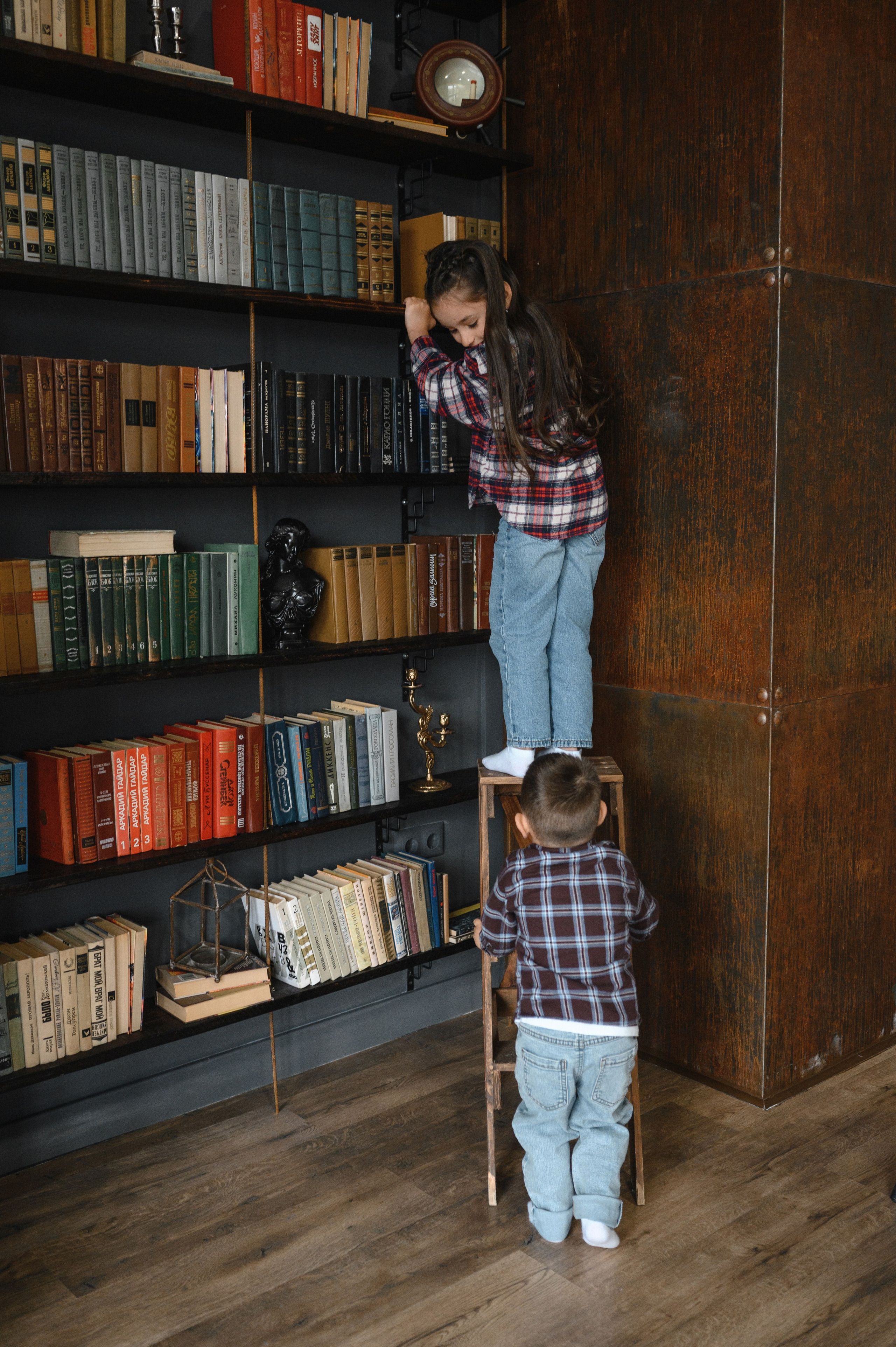 Валик, Валя, Даша и Даня. Кишинев