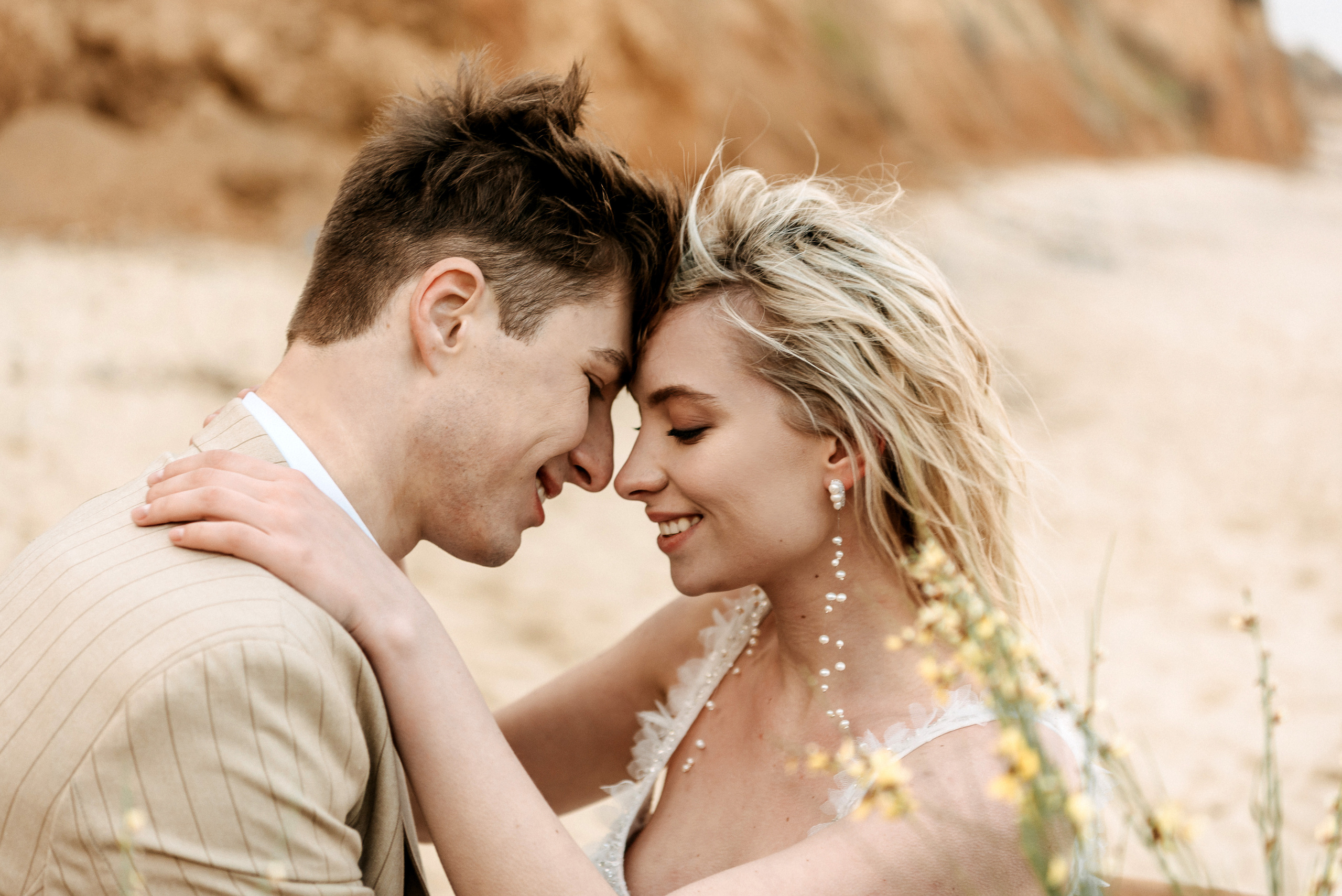 Под куполом