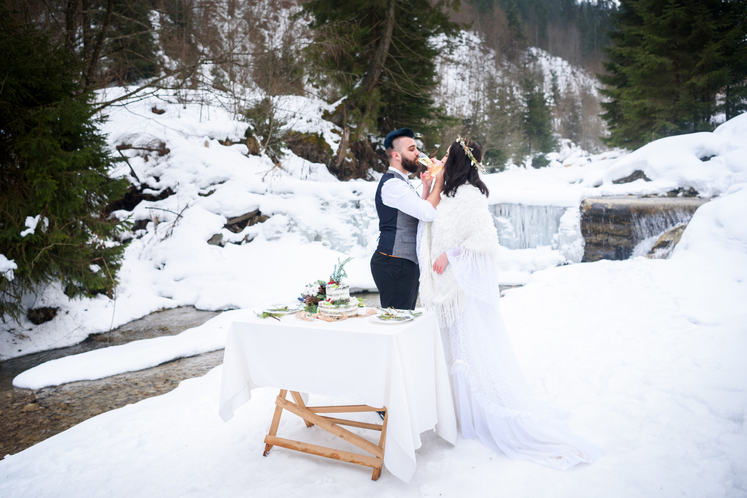 Зимняя свадьба в Карпатах